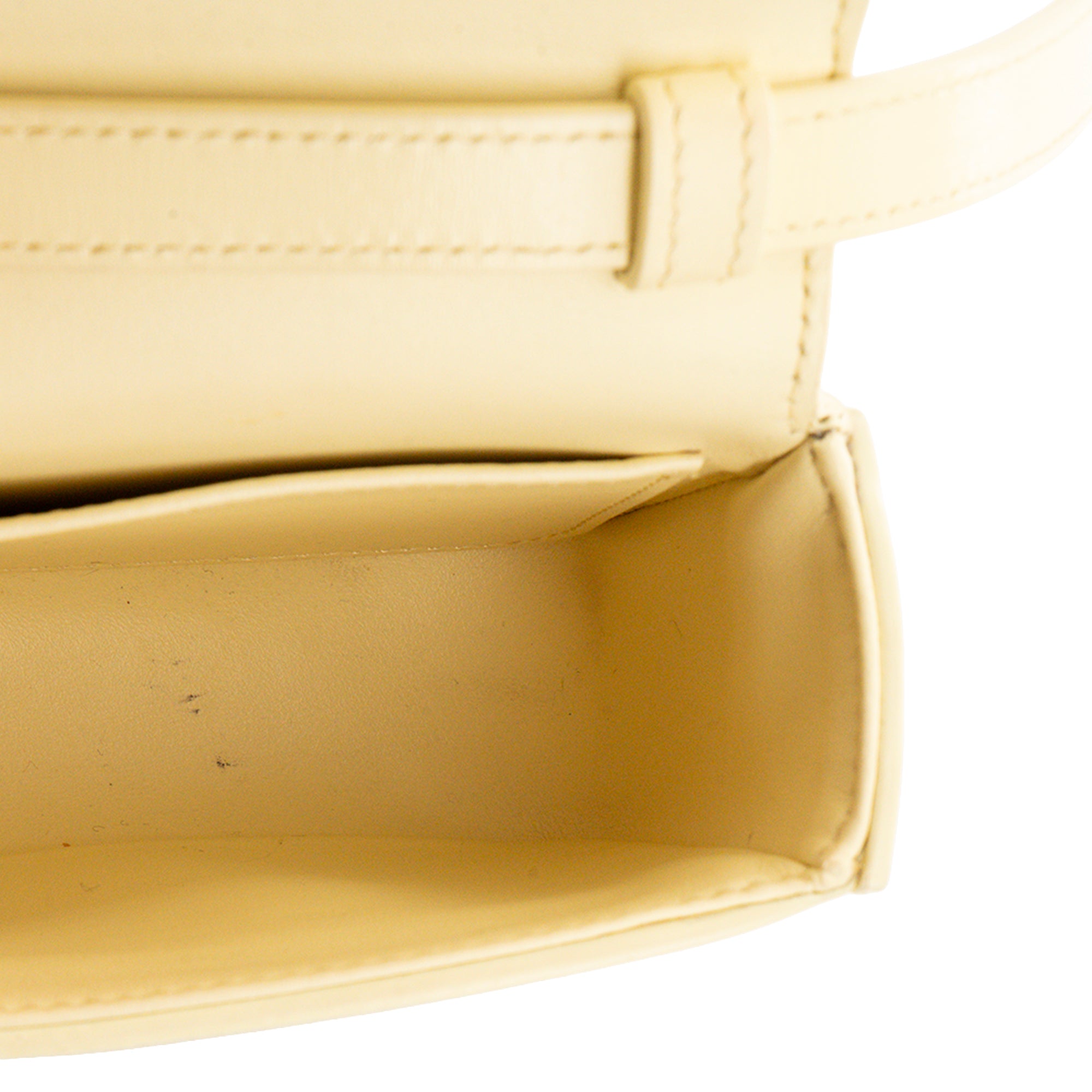 CELINE - Sac à bandoulière Claude Triomphe mini Celine en cuir lisse jaune