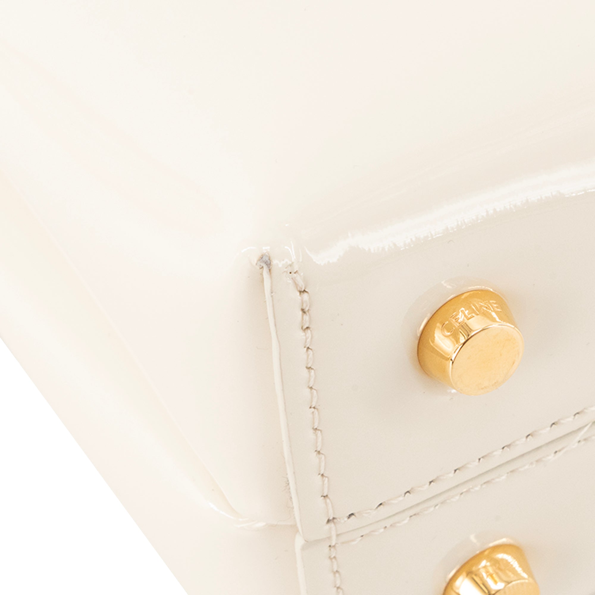 CELINE - Sac à bandoulière Nino Teen Celine en cuir verni écru