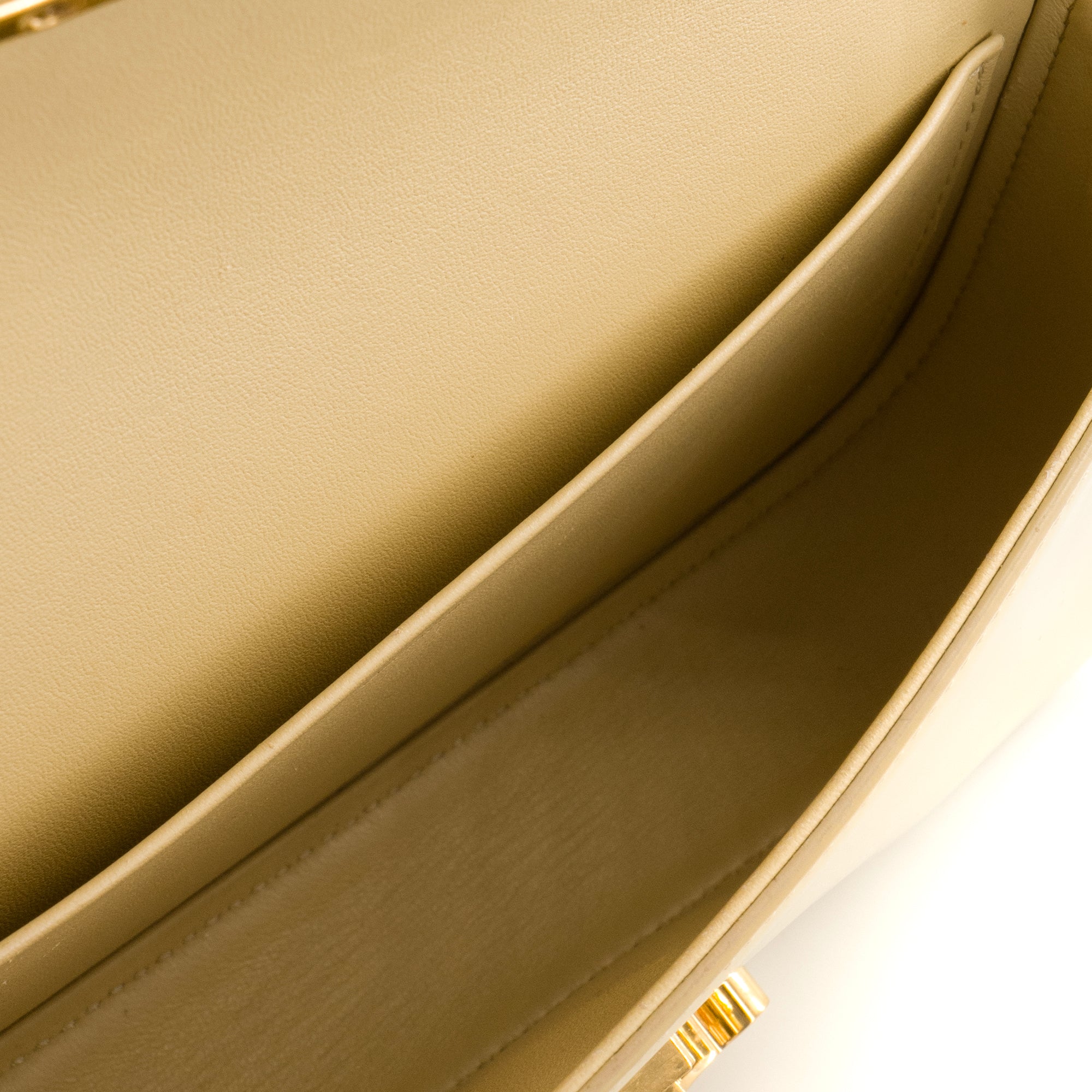 CELINE - Sac à épaule Claude Celine en cuir box jaune