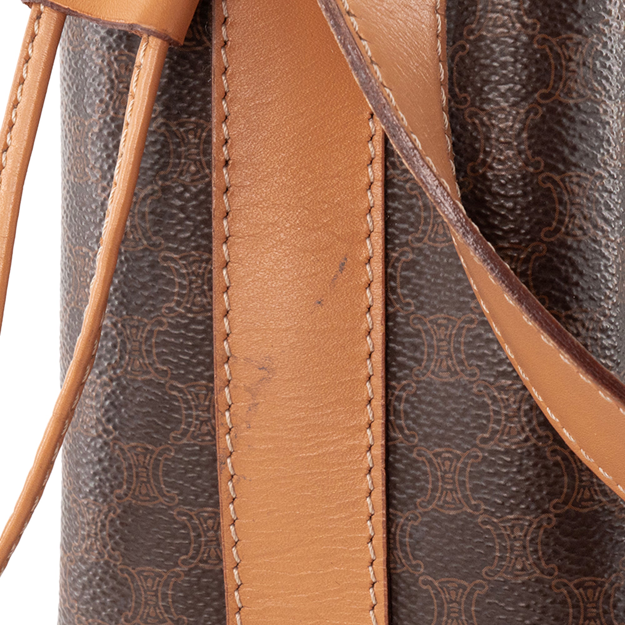 CELINE - Sac à épaule Seau Macadam Celine en toile monogrammée marron vintage