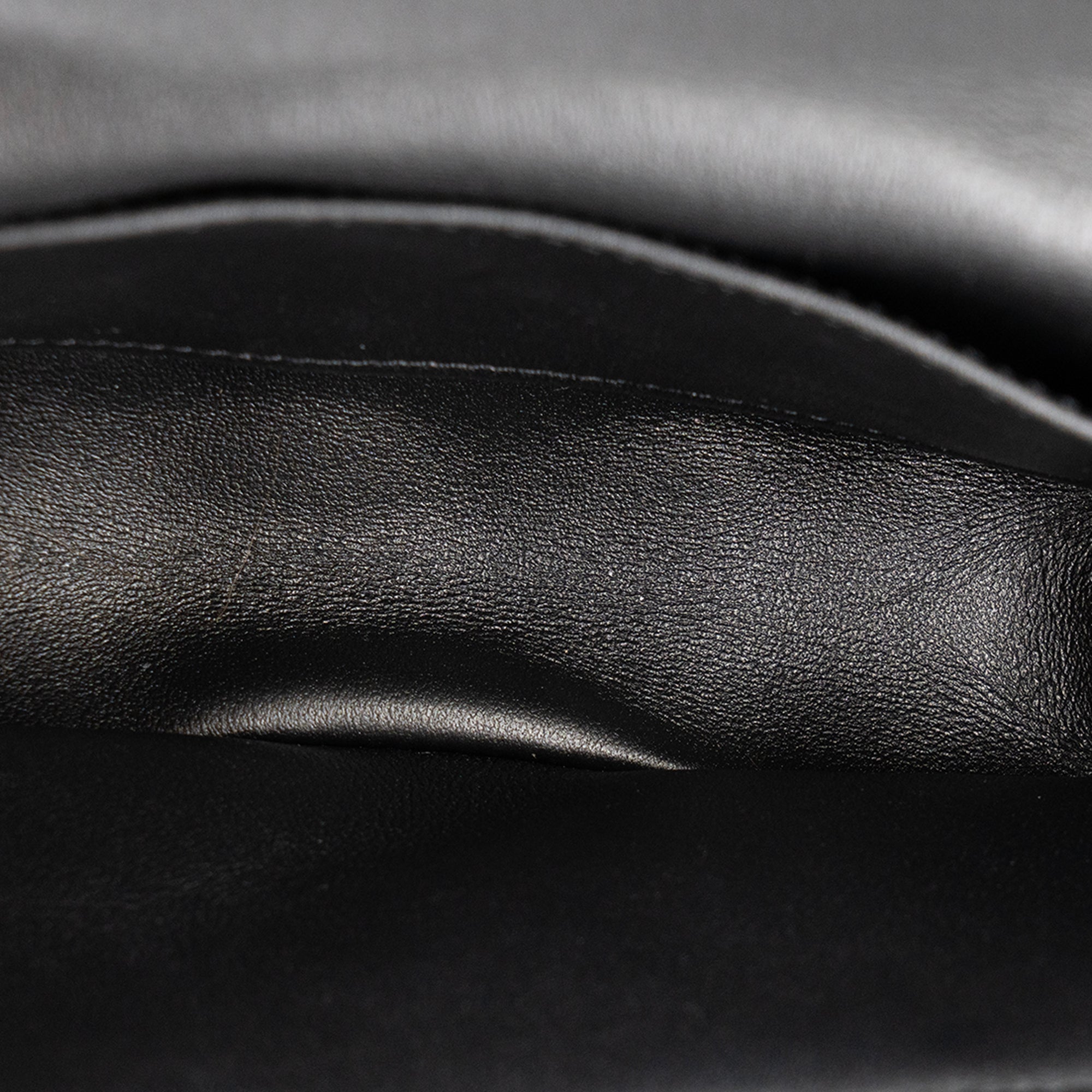 CELINE - Sac à épaule Shoulder Bag Celine en cuir matelassé noir