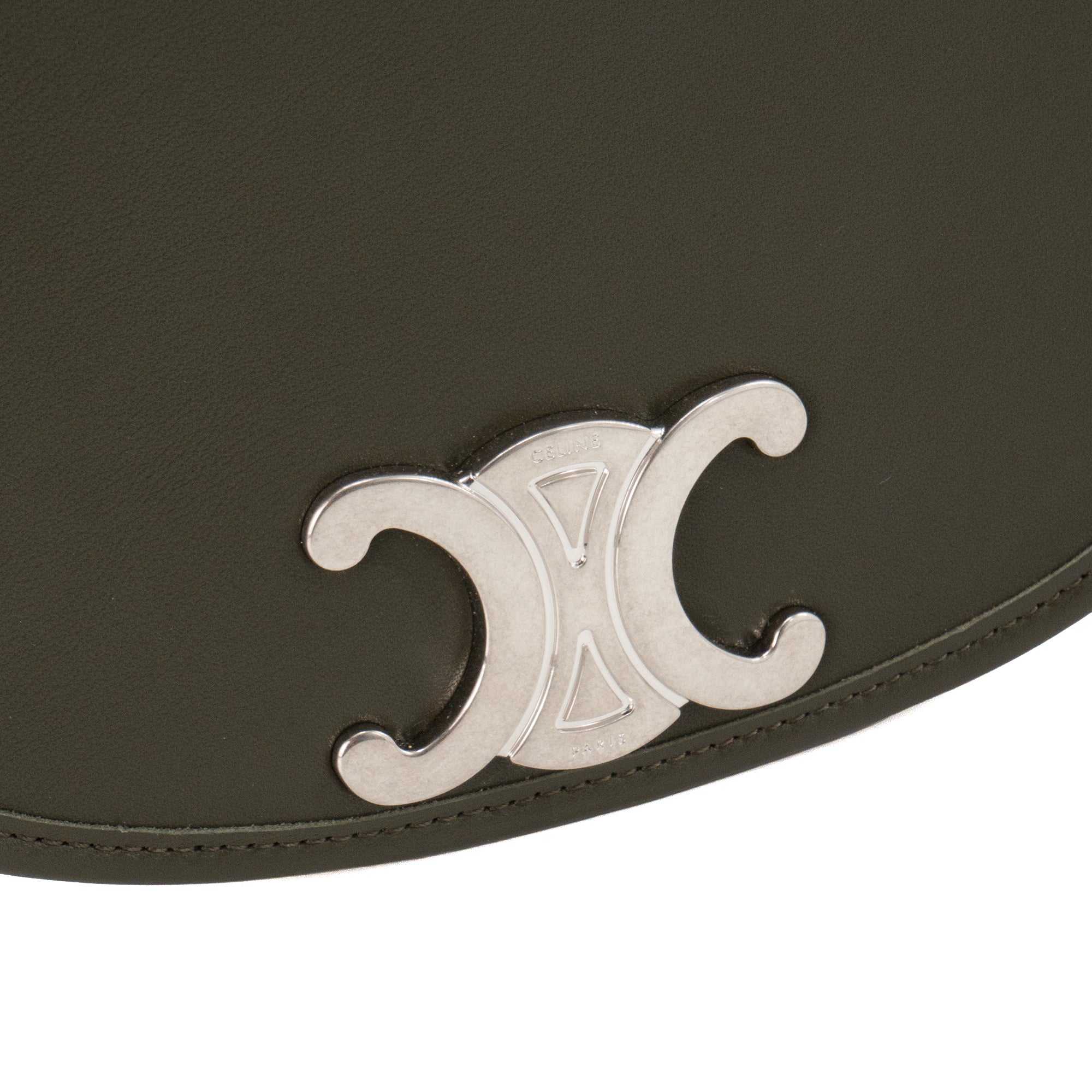 CELINE - Sac Besace Triomphe Petit modele Celine en cuir lisse kaki