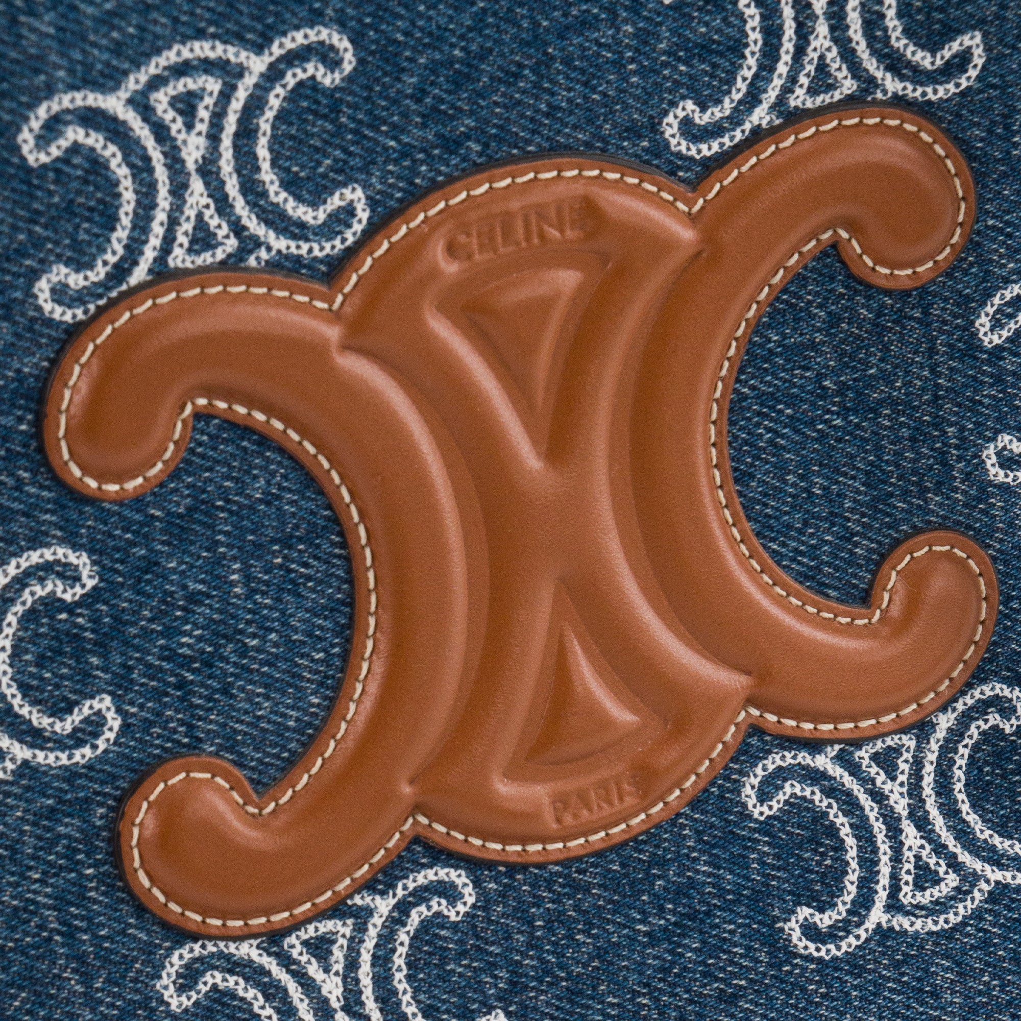 CELINE - Sac cabas Thais PM Celine en denim et cuir tan édition limitée