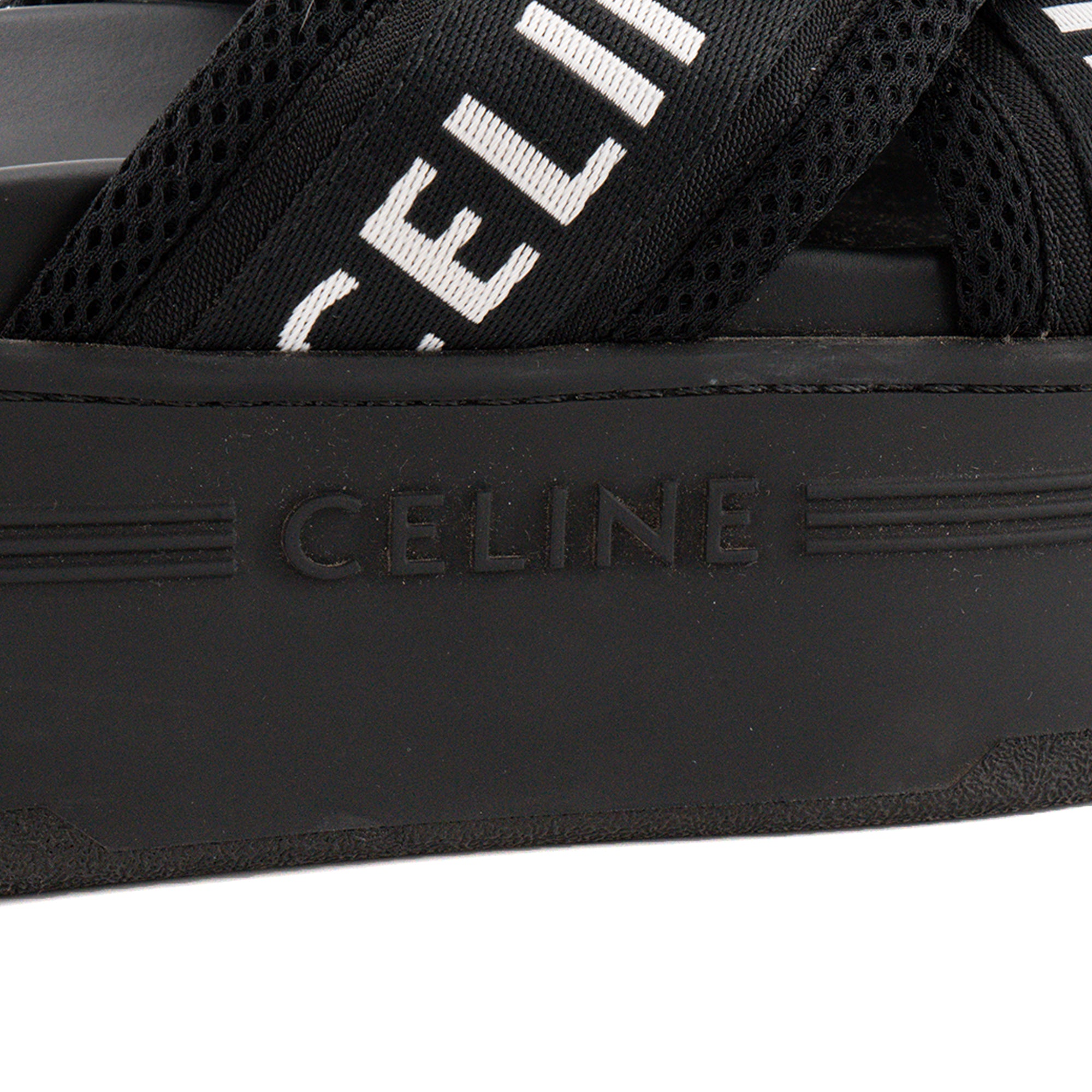 CELINE - Sandales Celine en toile noire (T39)