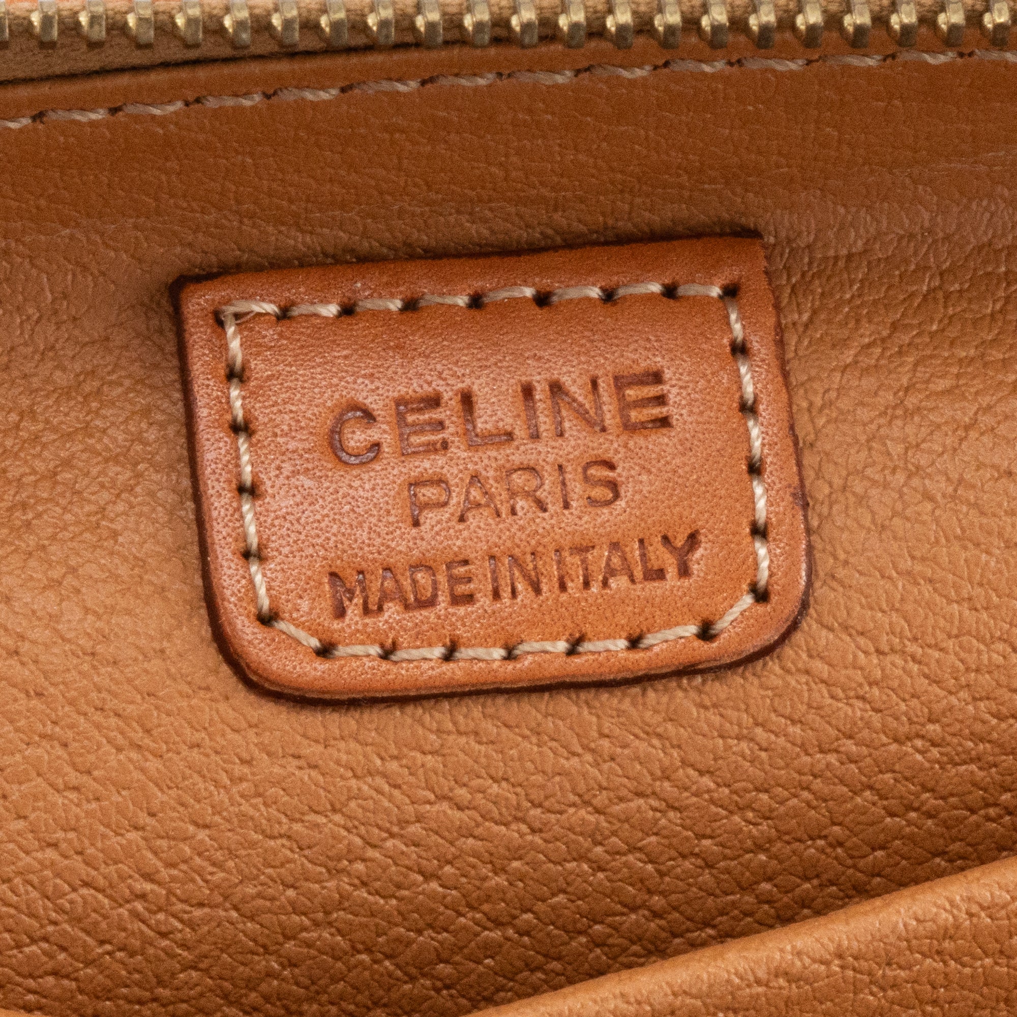 CÉLINE - Trousse de Toilette PM Louis Vuitton en toile enduite macadam marron vintage