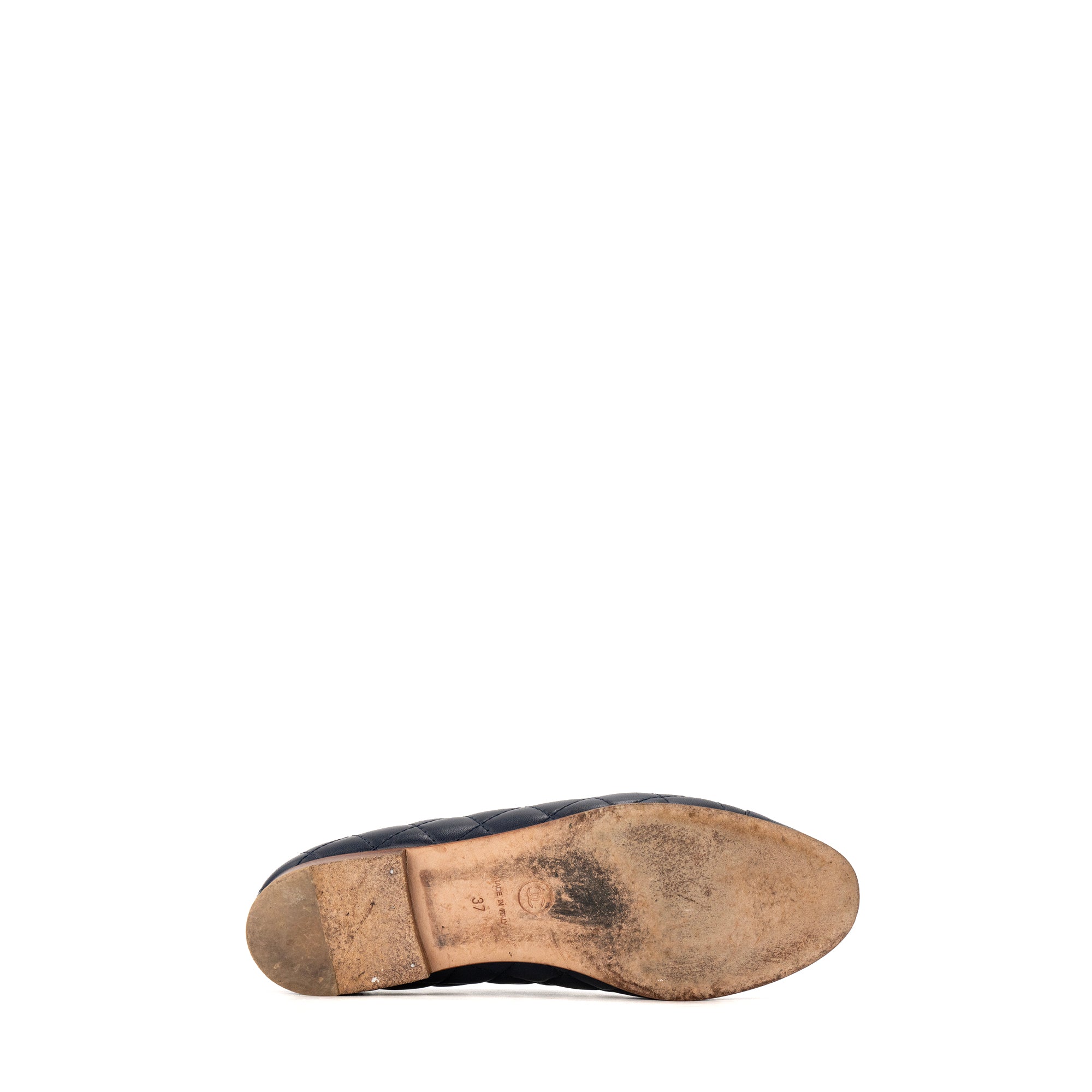 CHANEL - Ballerines Chanel matelassées en cuir bleu marine (T37)