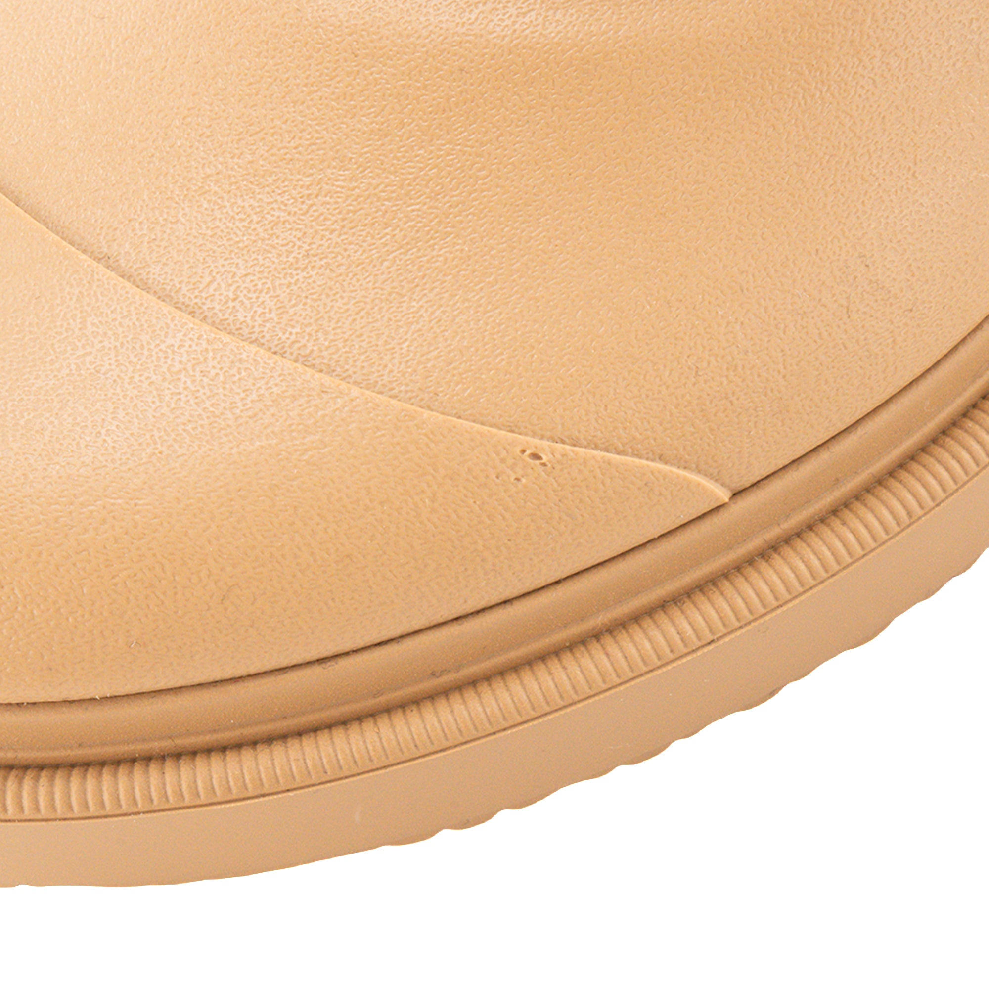 CHANEL - Bottes de pluie Chanel en caoutchouc beige (T36)
