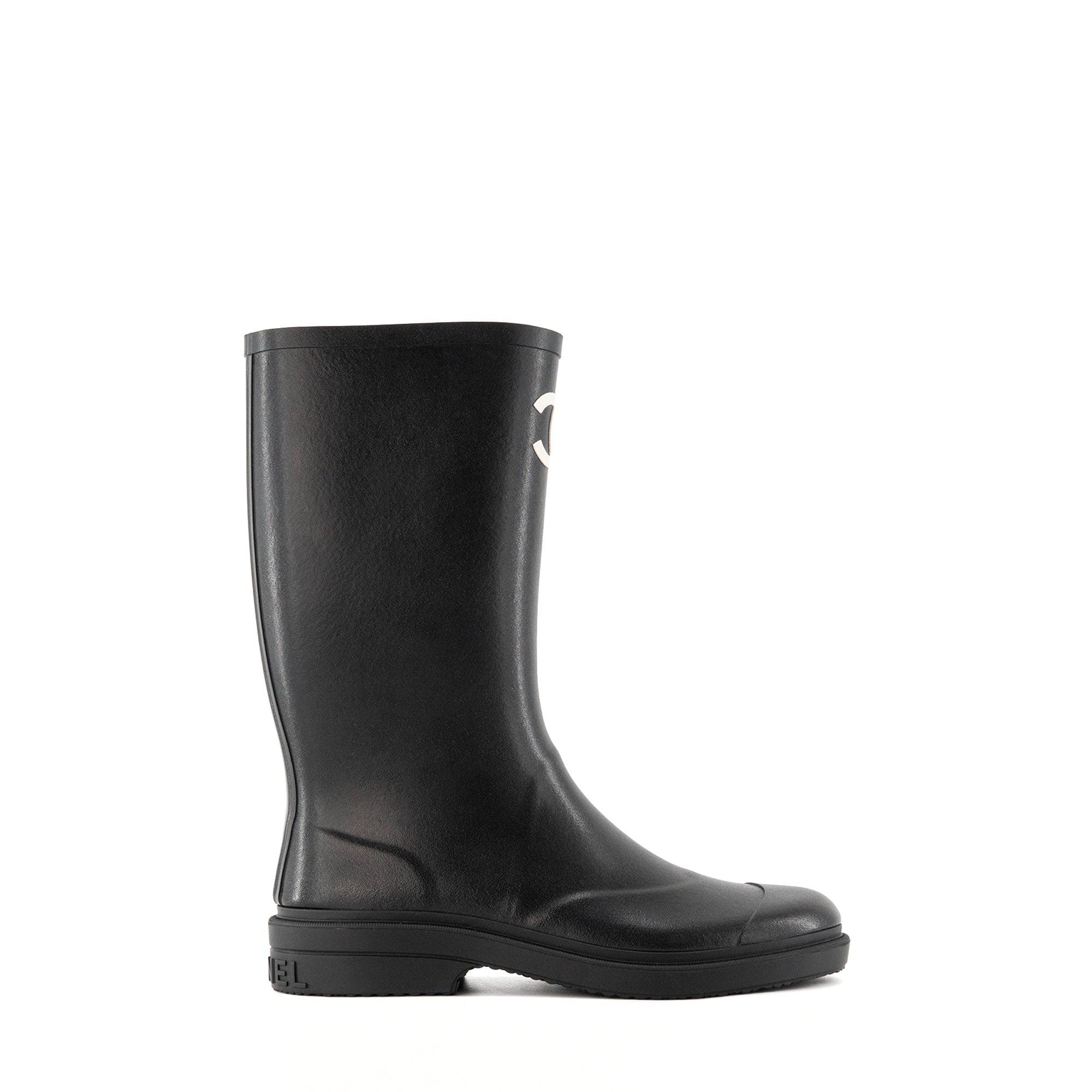 CHANEL - Bottes de pluie Chanel en caoutchouc noir (T42)