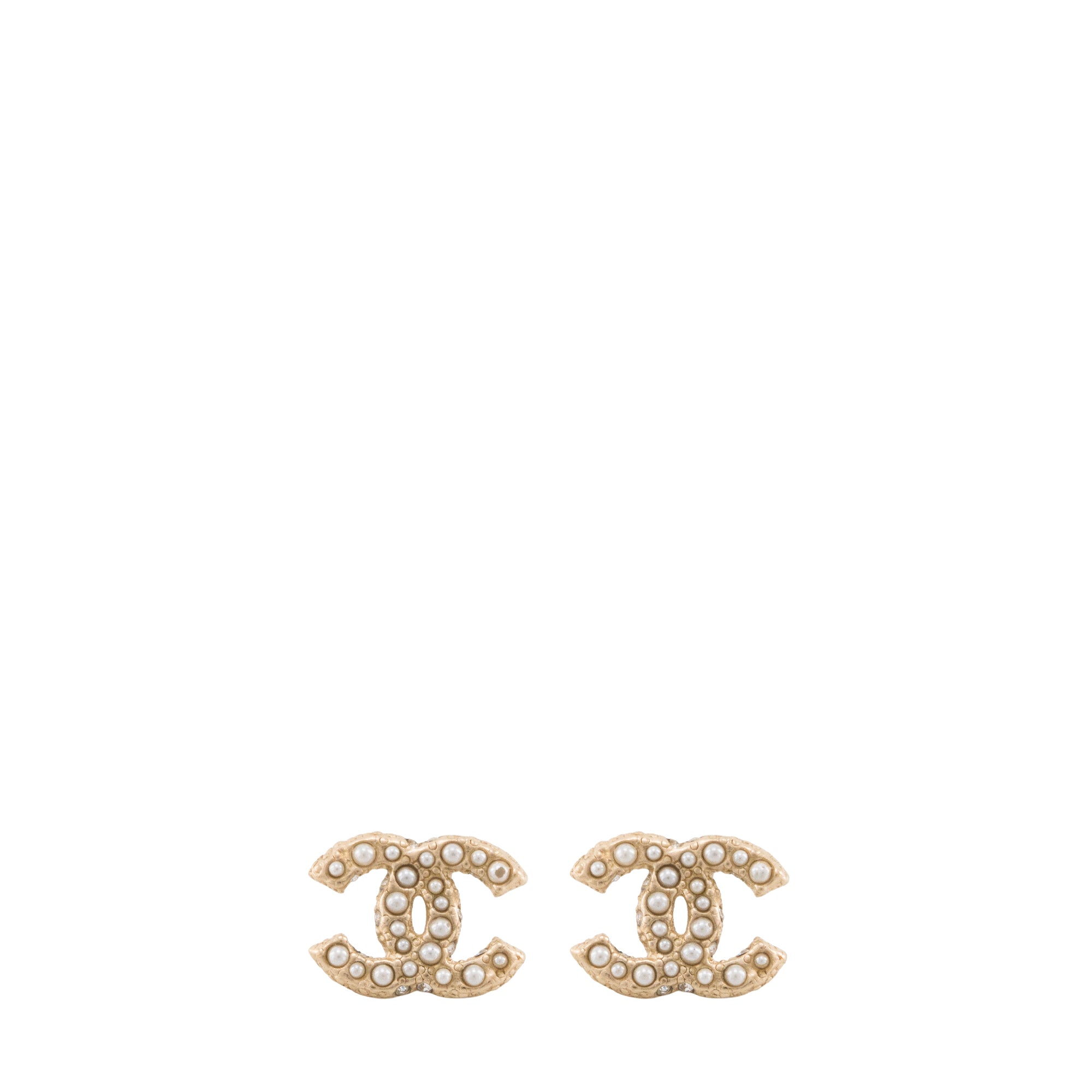 CHANEL - Boucles d'oreilles CC Chanel en métal champagne et perles