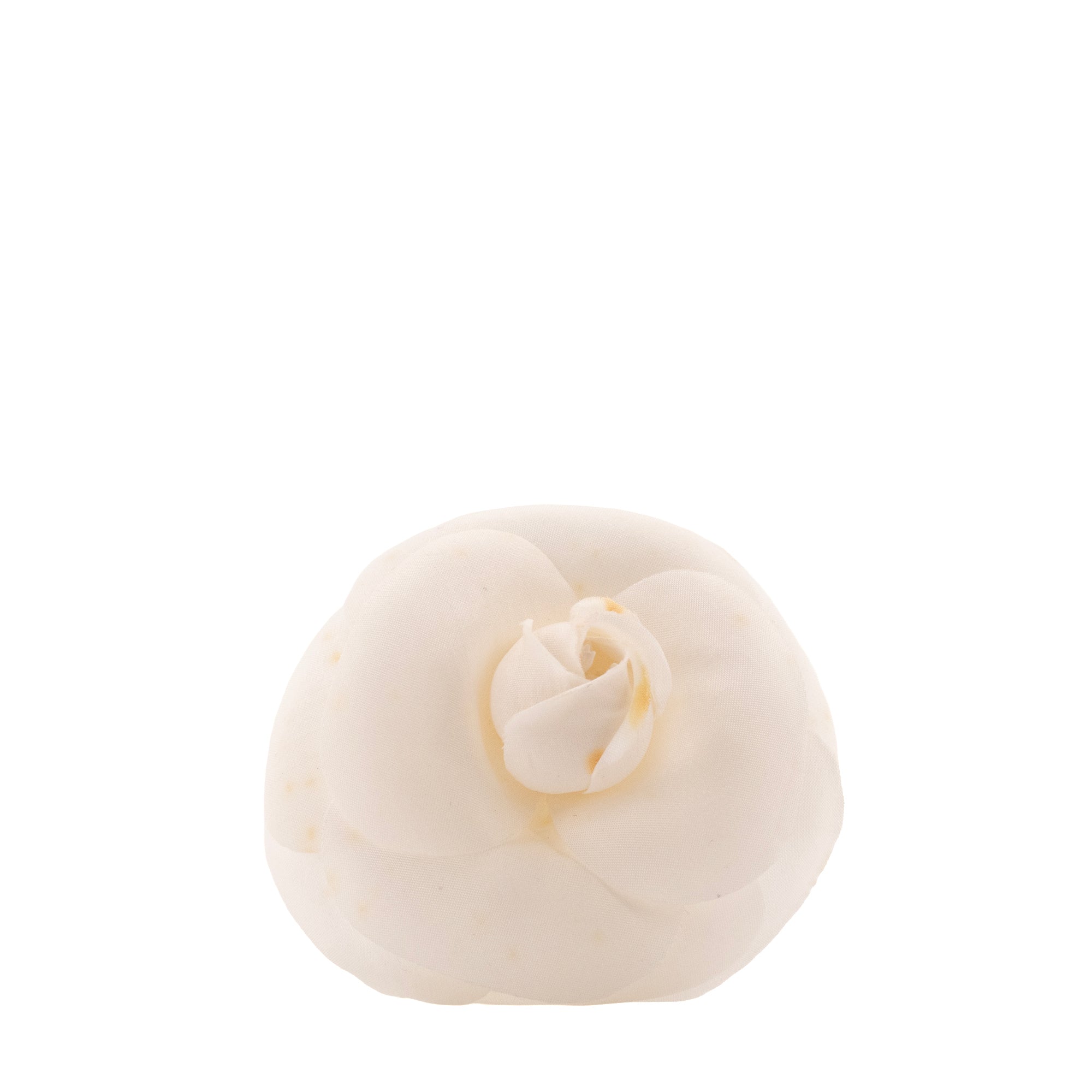 CHANEL - Broche Camélia Chanel en tissu blanc
