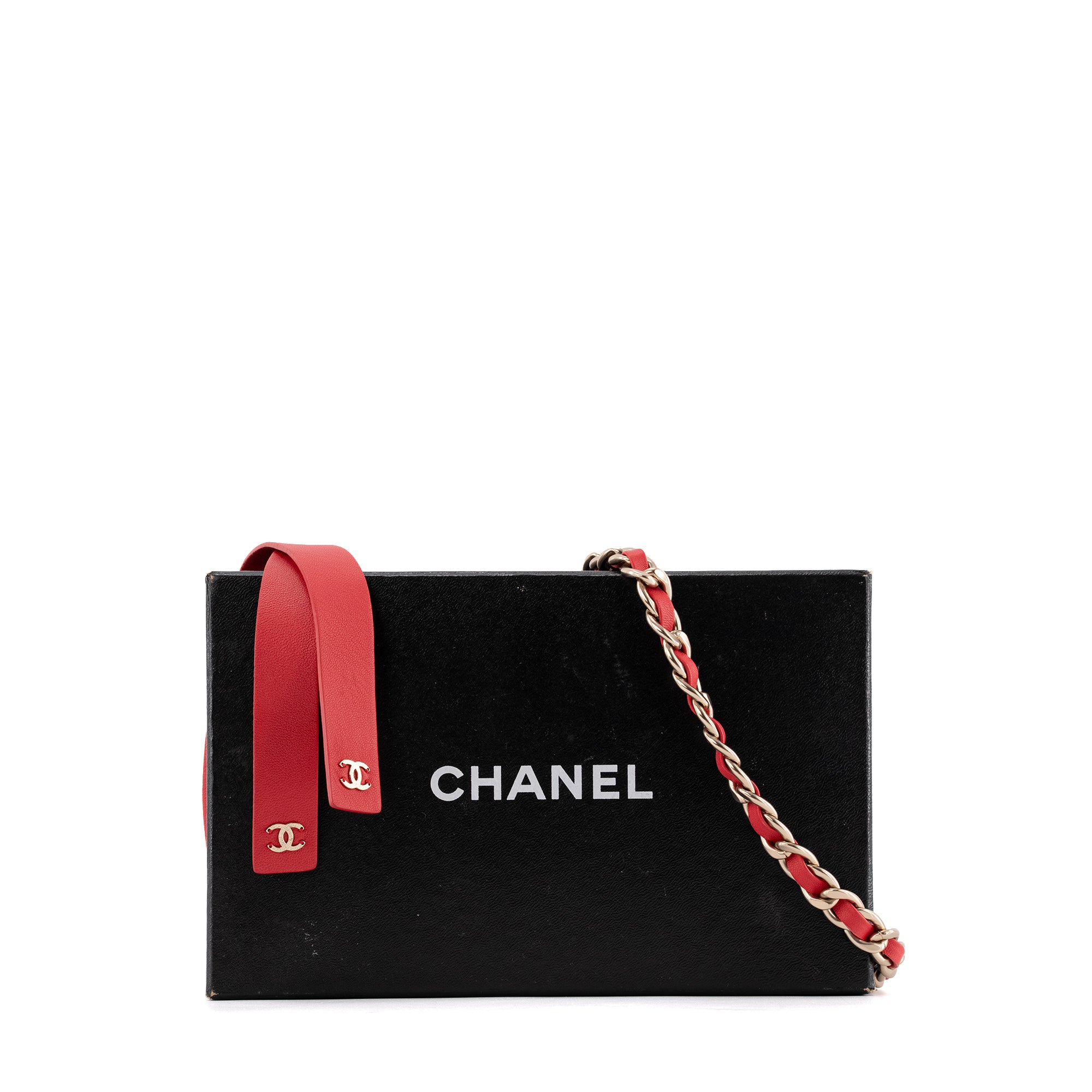 CHANEL - Ceinture Chaîne entrelacée à nouer Chanel en cuir rose