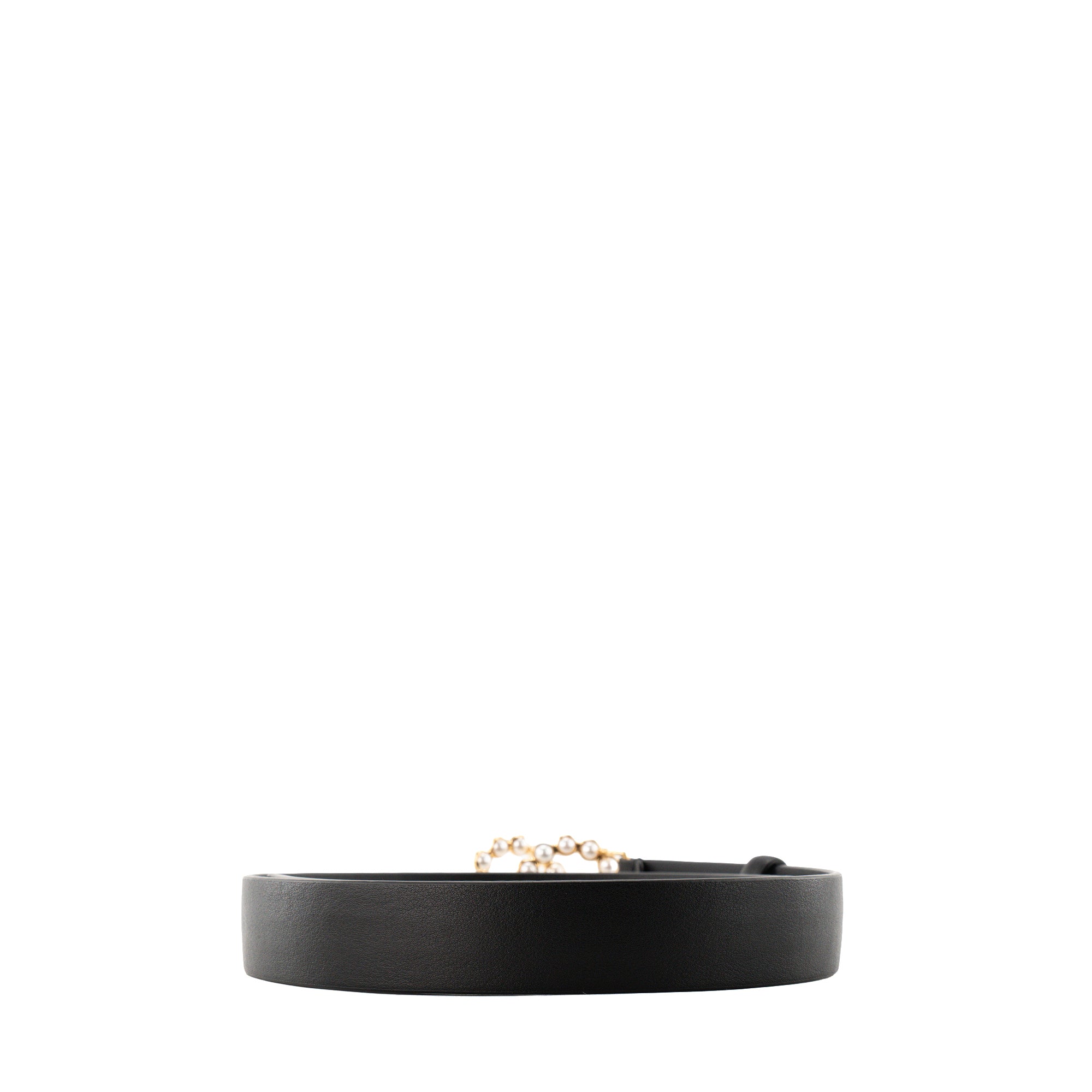 CHANEL - Ceinture Chanel en métal doré ornée de perles et cuir lisse noir (T70)
