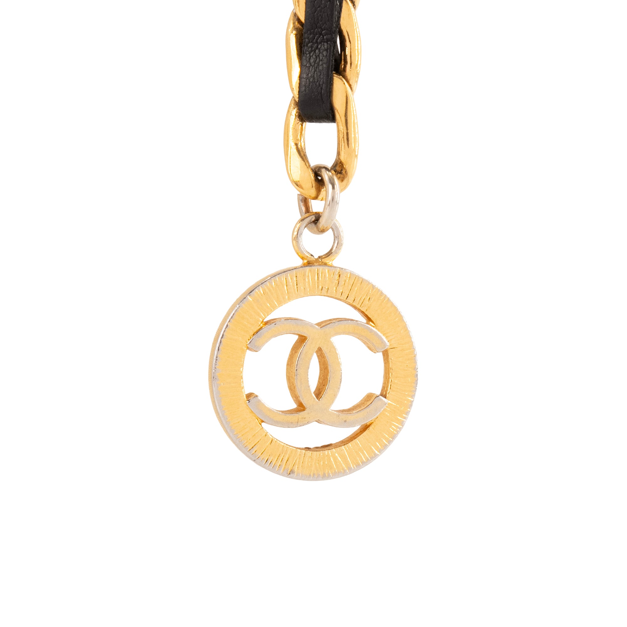 CHANEL - Ceinture Medaillon Chanel en métal doré vintage (T85)