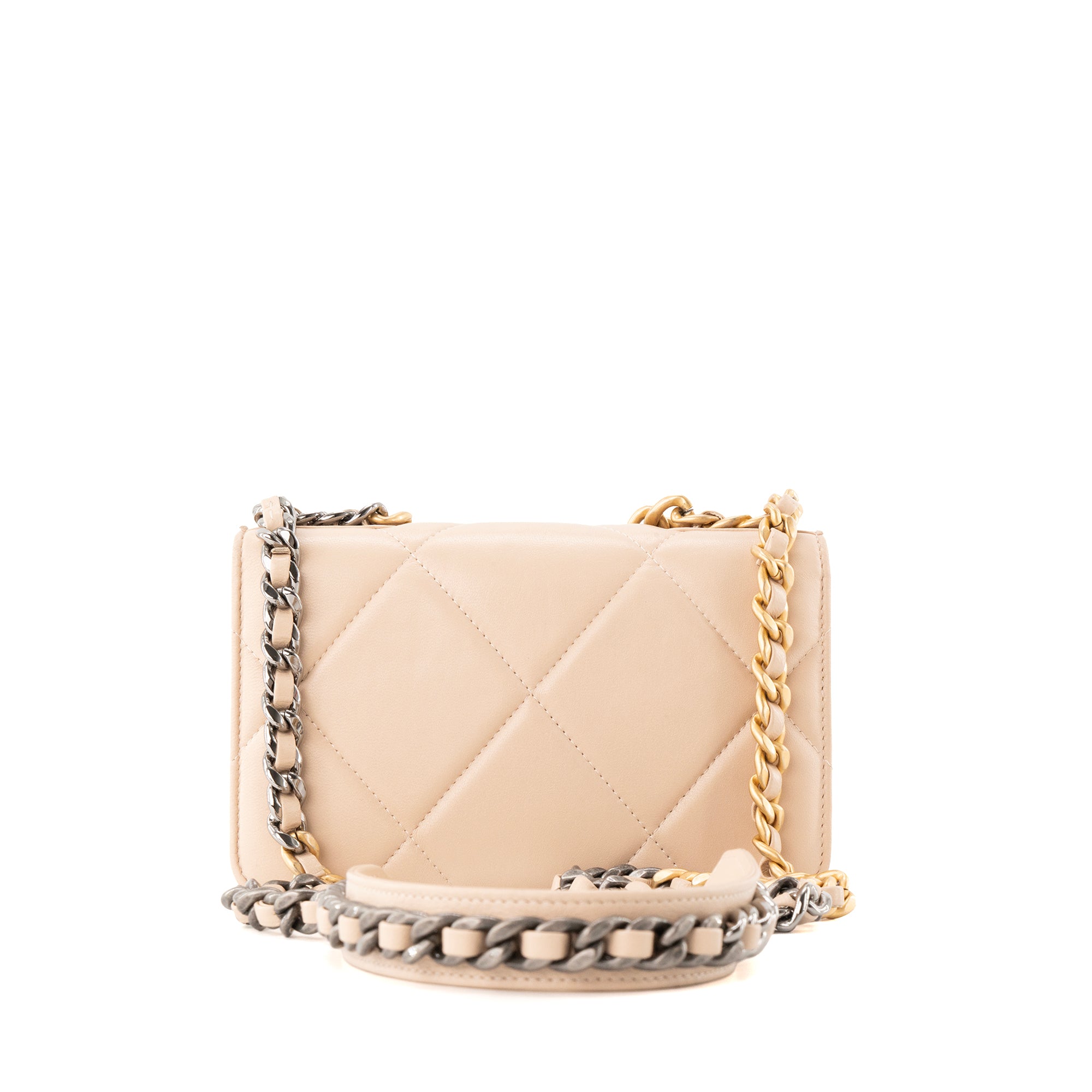 CHANEL - Sac à bandoulière Wallet On Chain 19 Chanel en cuir lisse beige