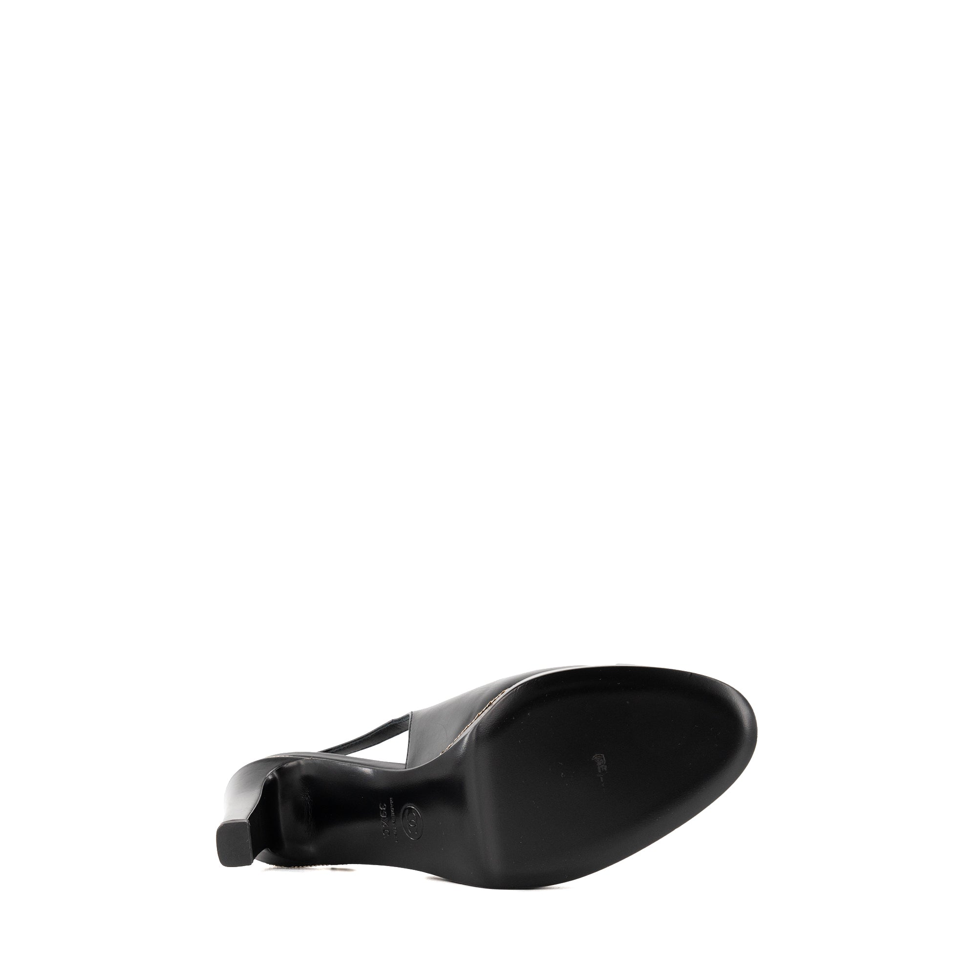 CHANEL - Escarpins Slingback Chanel en cuir lisse noir (T39,5)