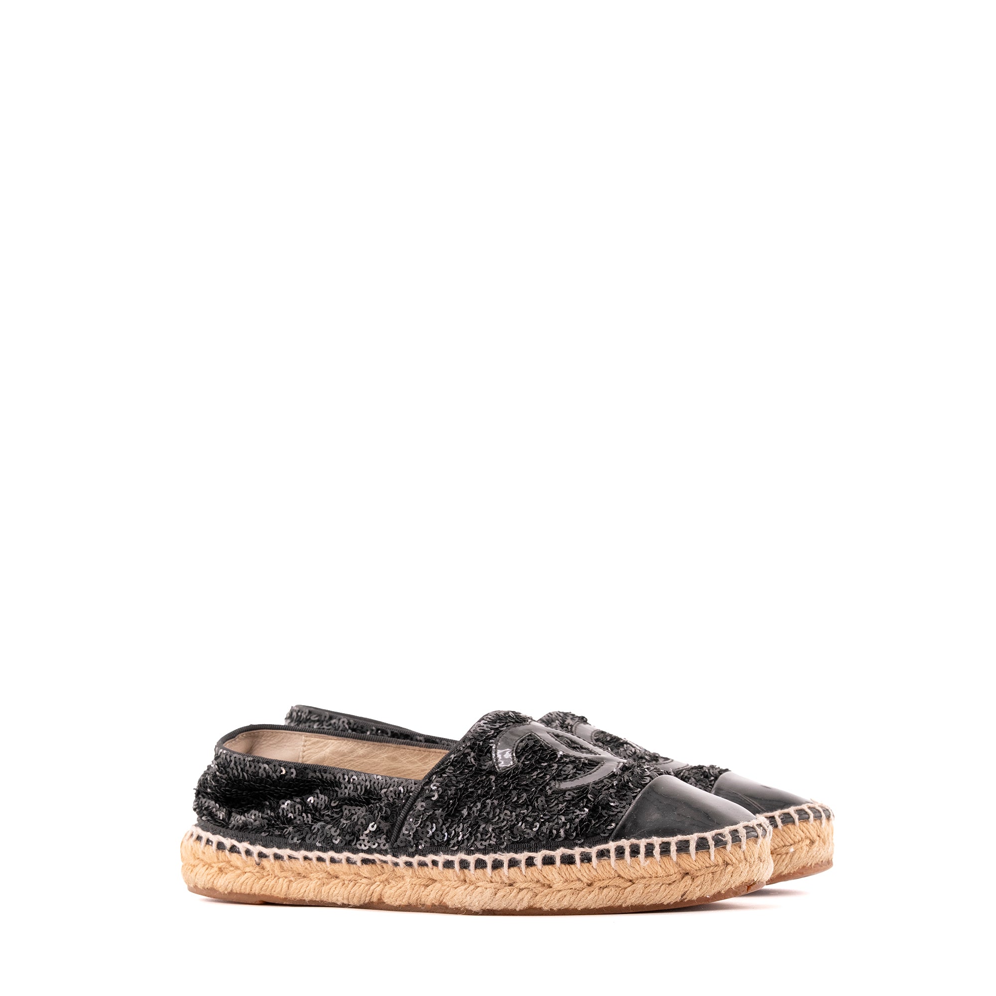 CHANEL - Chanel CC espadrilles in sequins and black patent leather (T37)