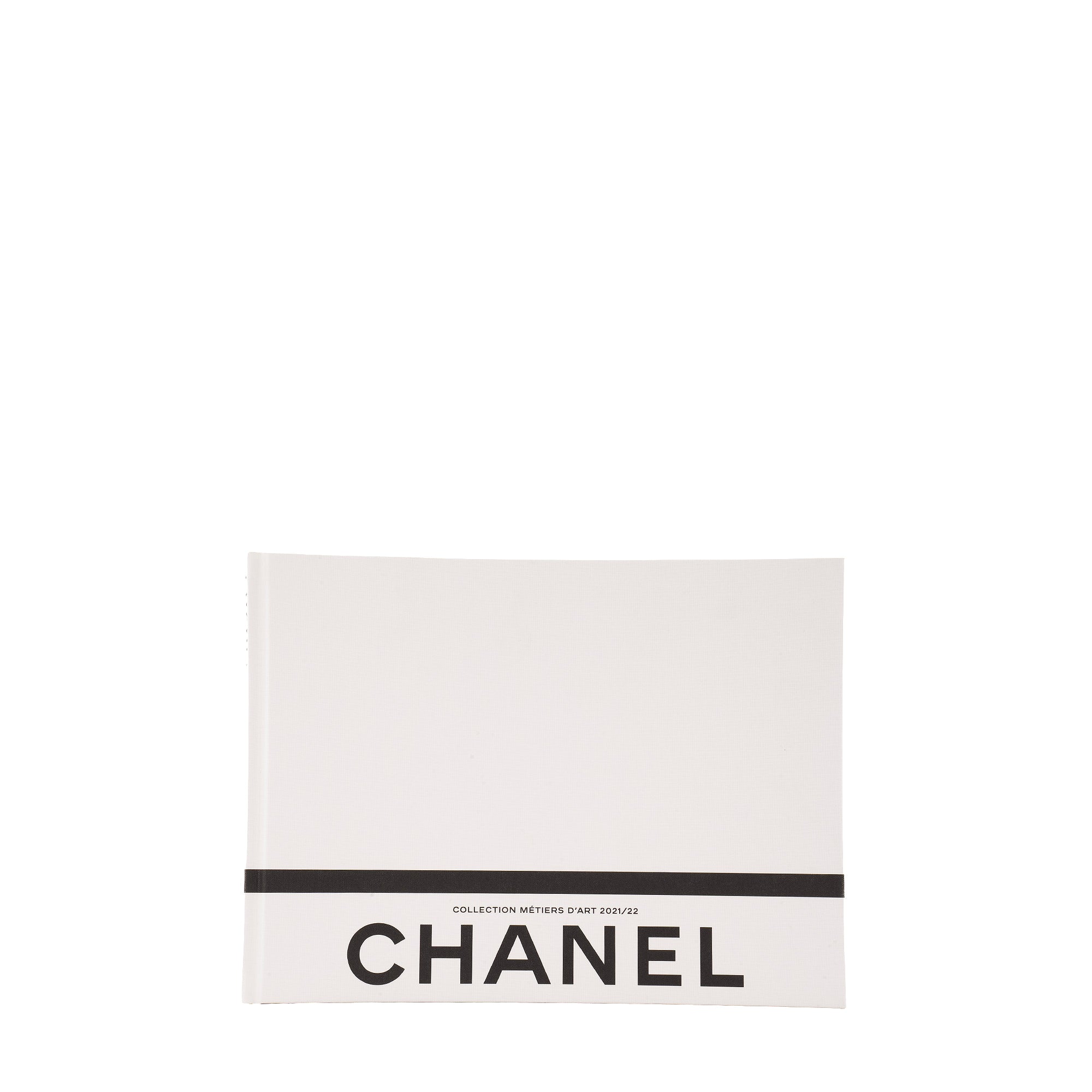 CHANEL - Livre collection métiers d’art 2021/22 Chanel