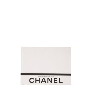 CHANEL - Livre collection métiers d’art 2021/22 Chanel