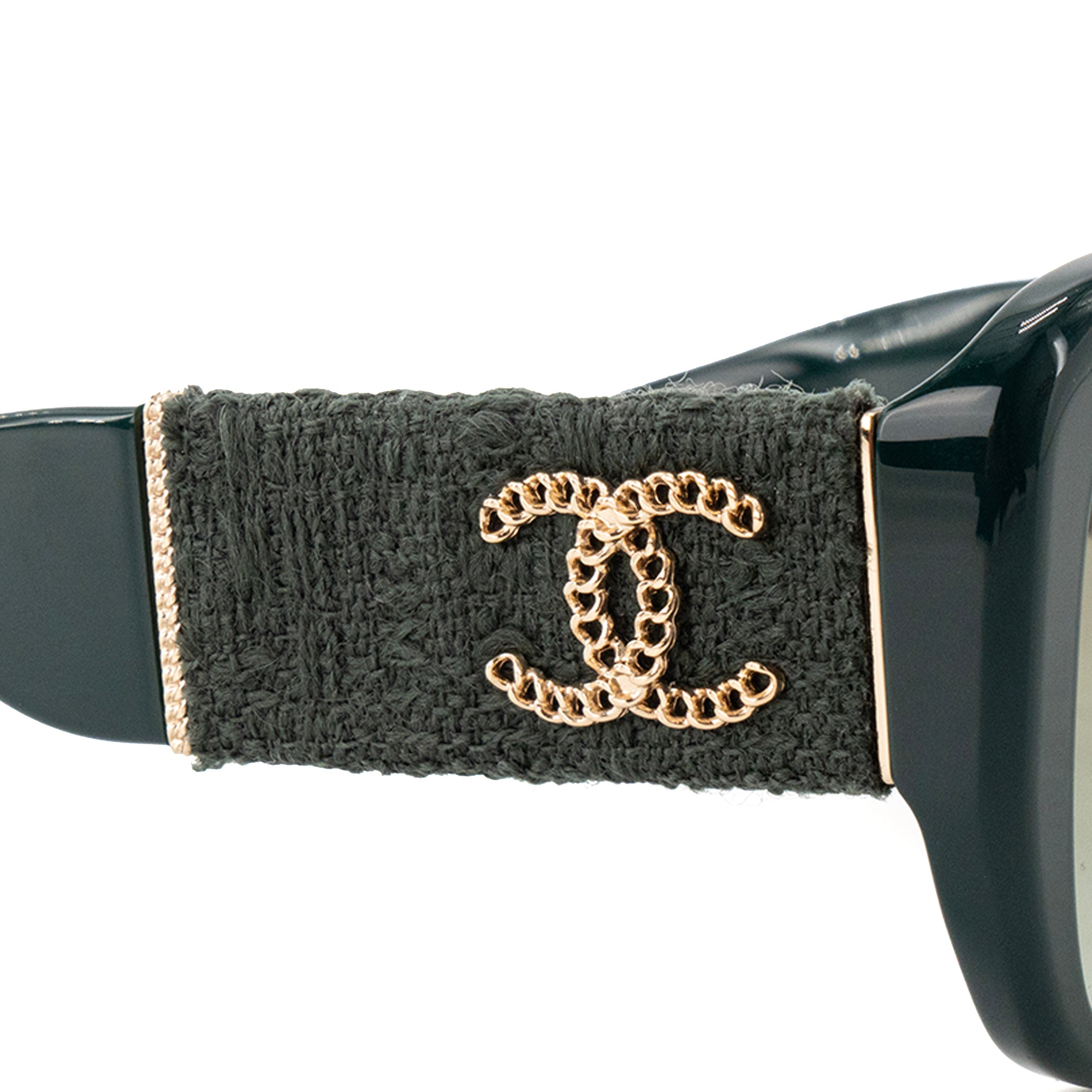 CHANEL - Lunettes de soleil Chanel en acétate et tweed vert