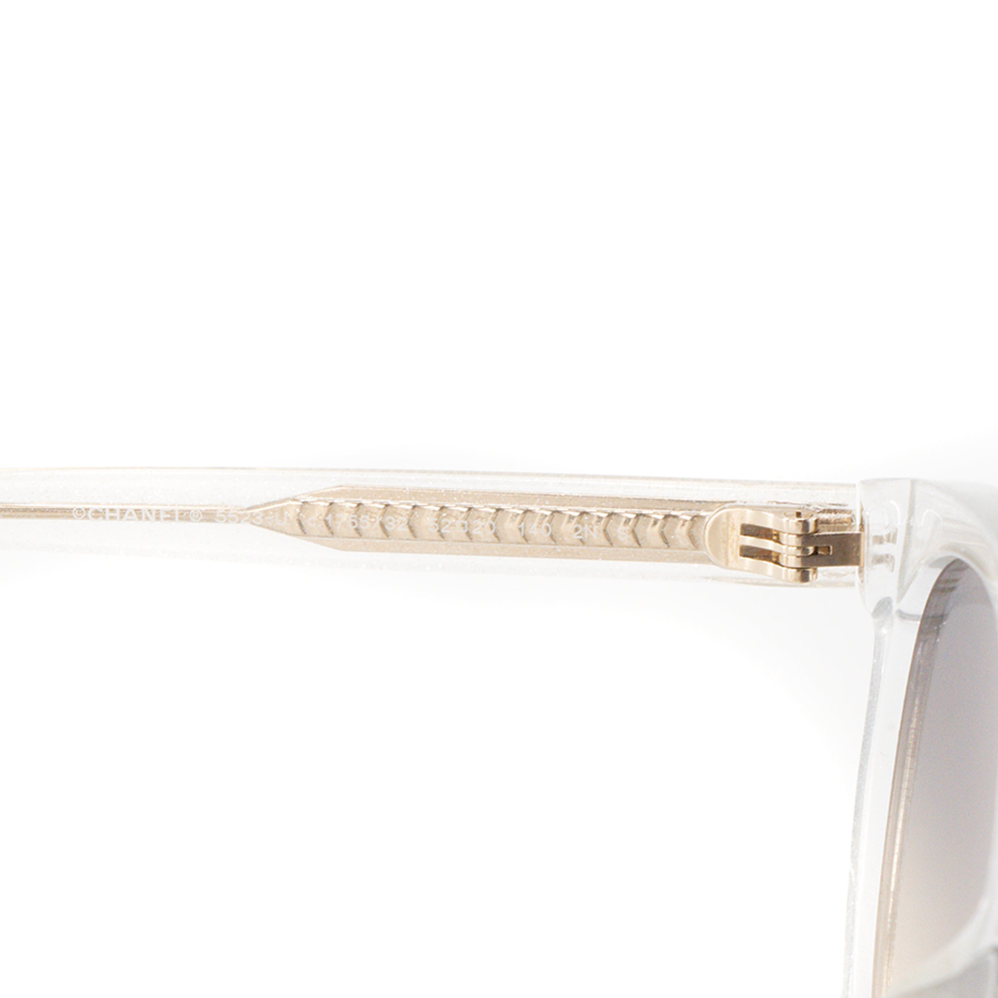 CHANEL - Lunettes de soleil Chanel en acétate transparent à paillettes