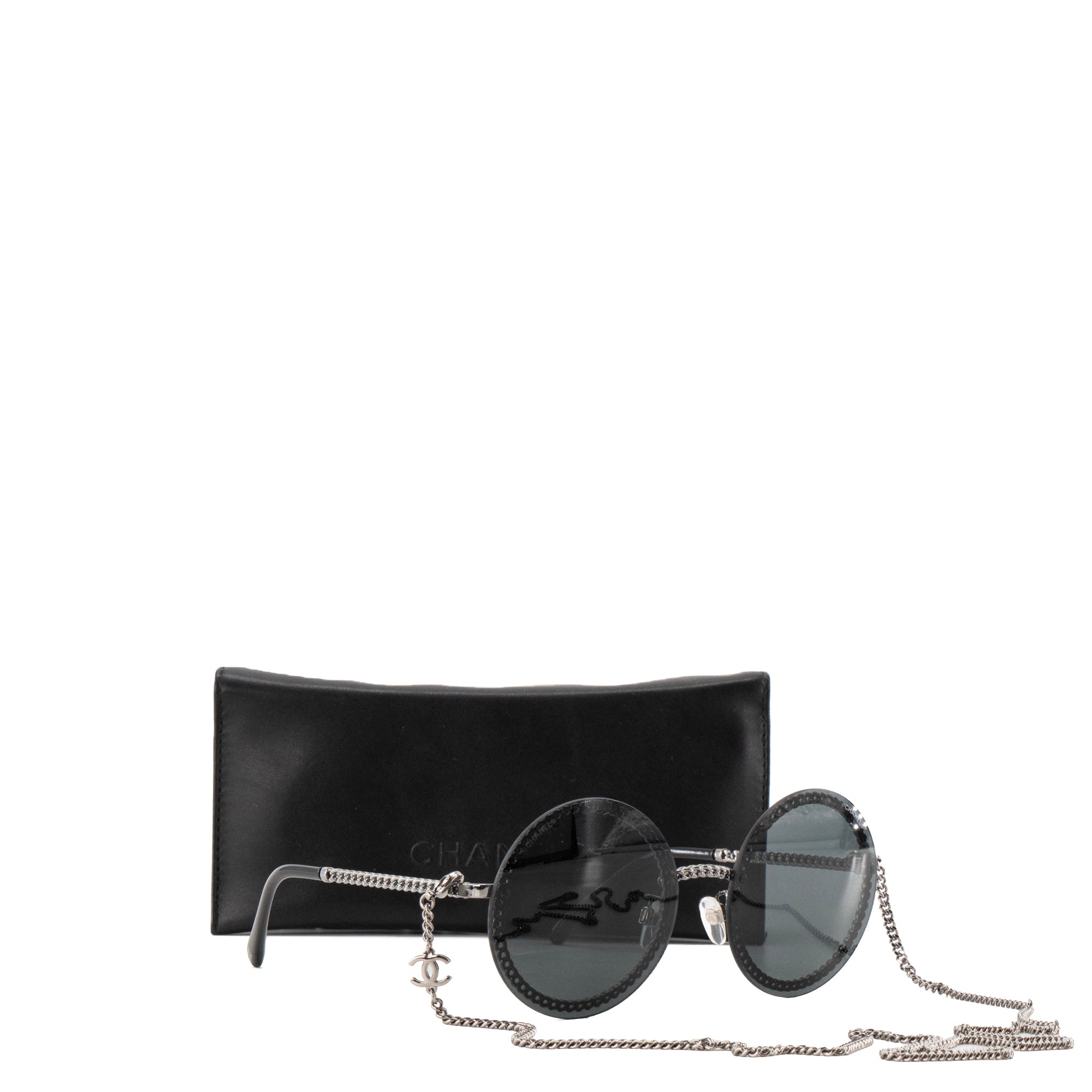 CHANEL - Pearl sunglasses
