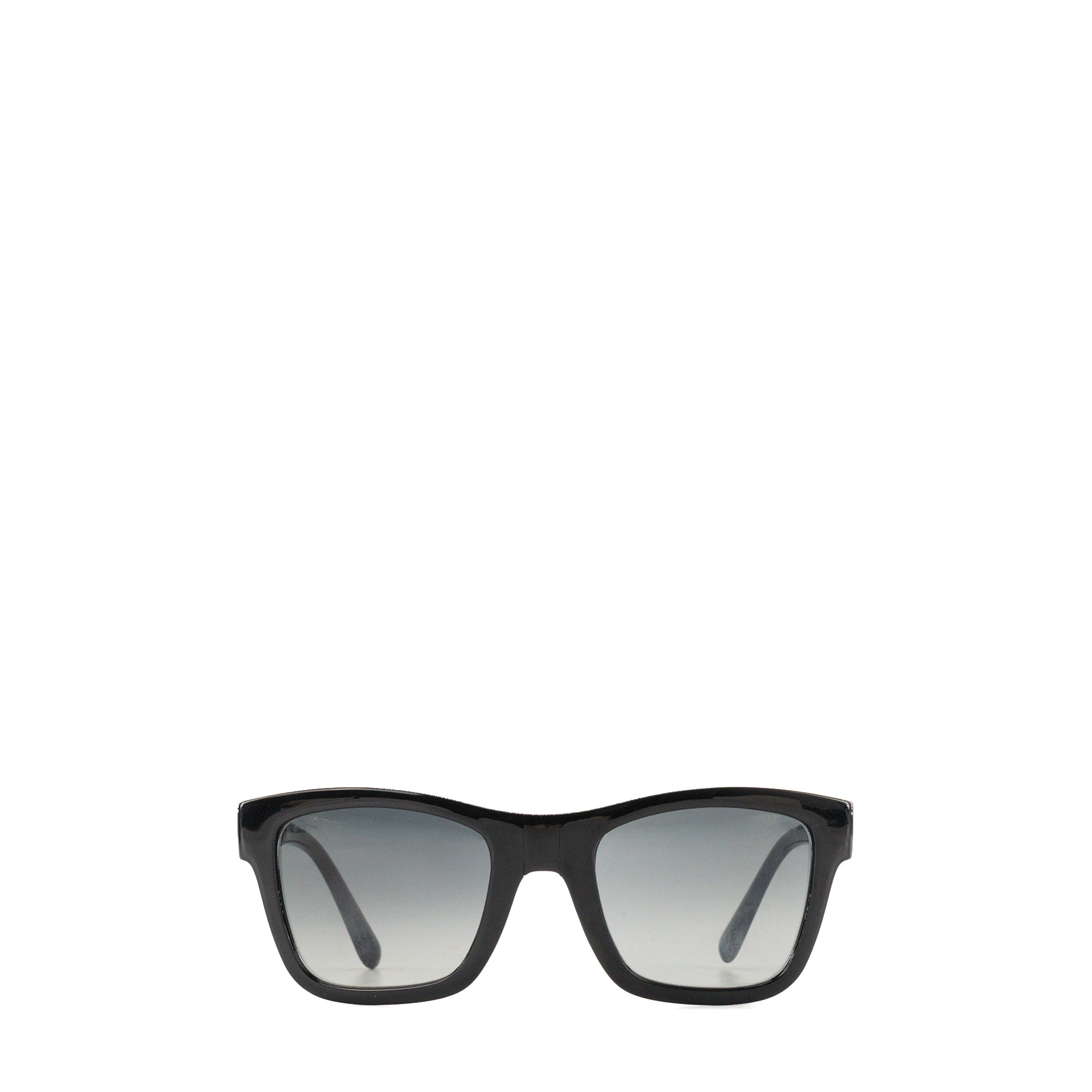 CHANEL - Lunettes de soleil Pliable Chanel en acétate noir