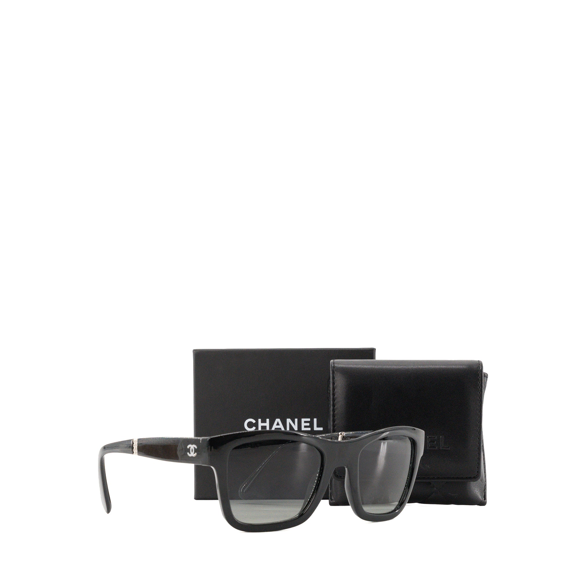 CHANEL - Lunettes de soleil Pliable Chanel en acétate noir