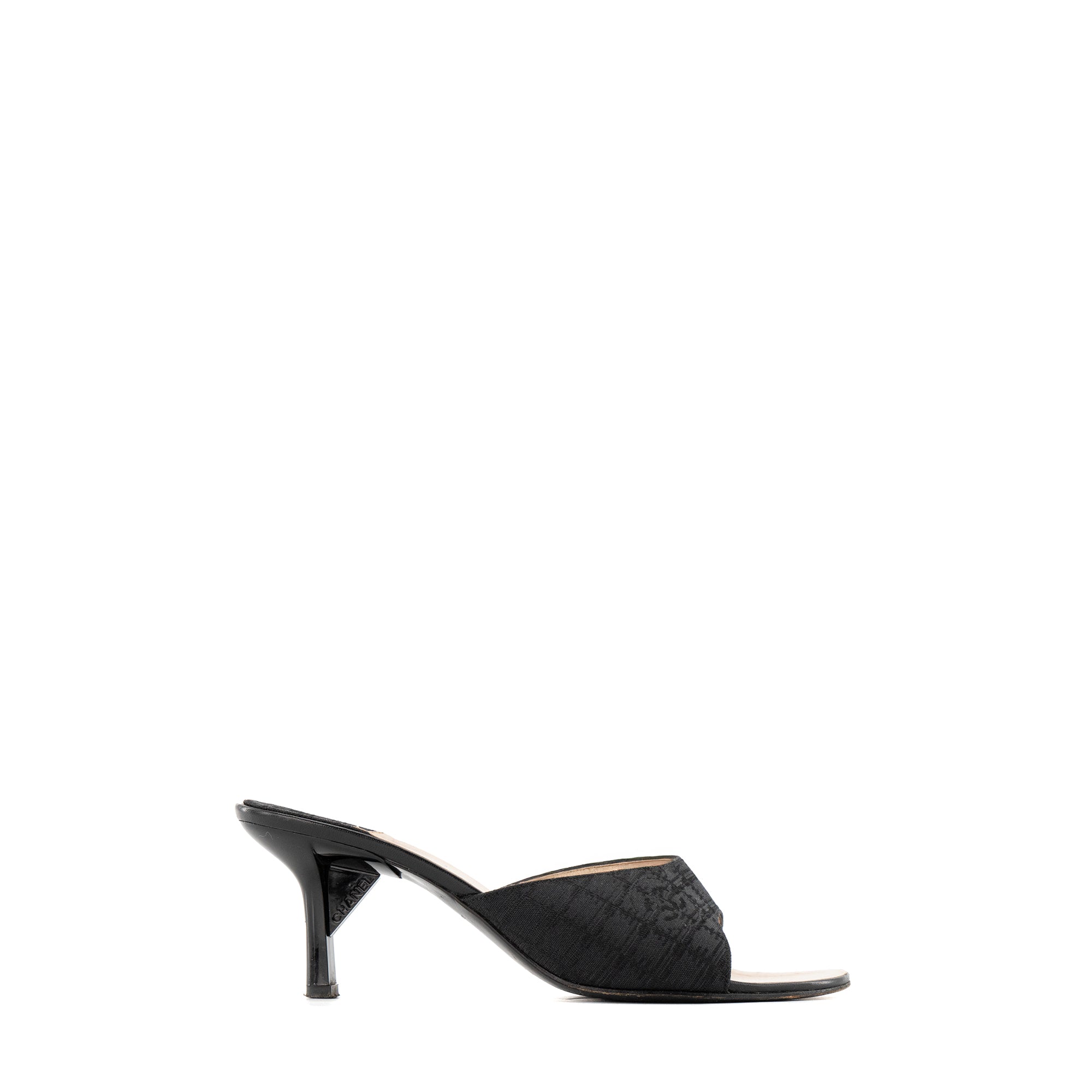 CHANEL - Mules à talons CC Chanel en toile noire (T37)