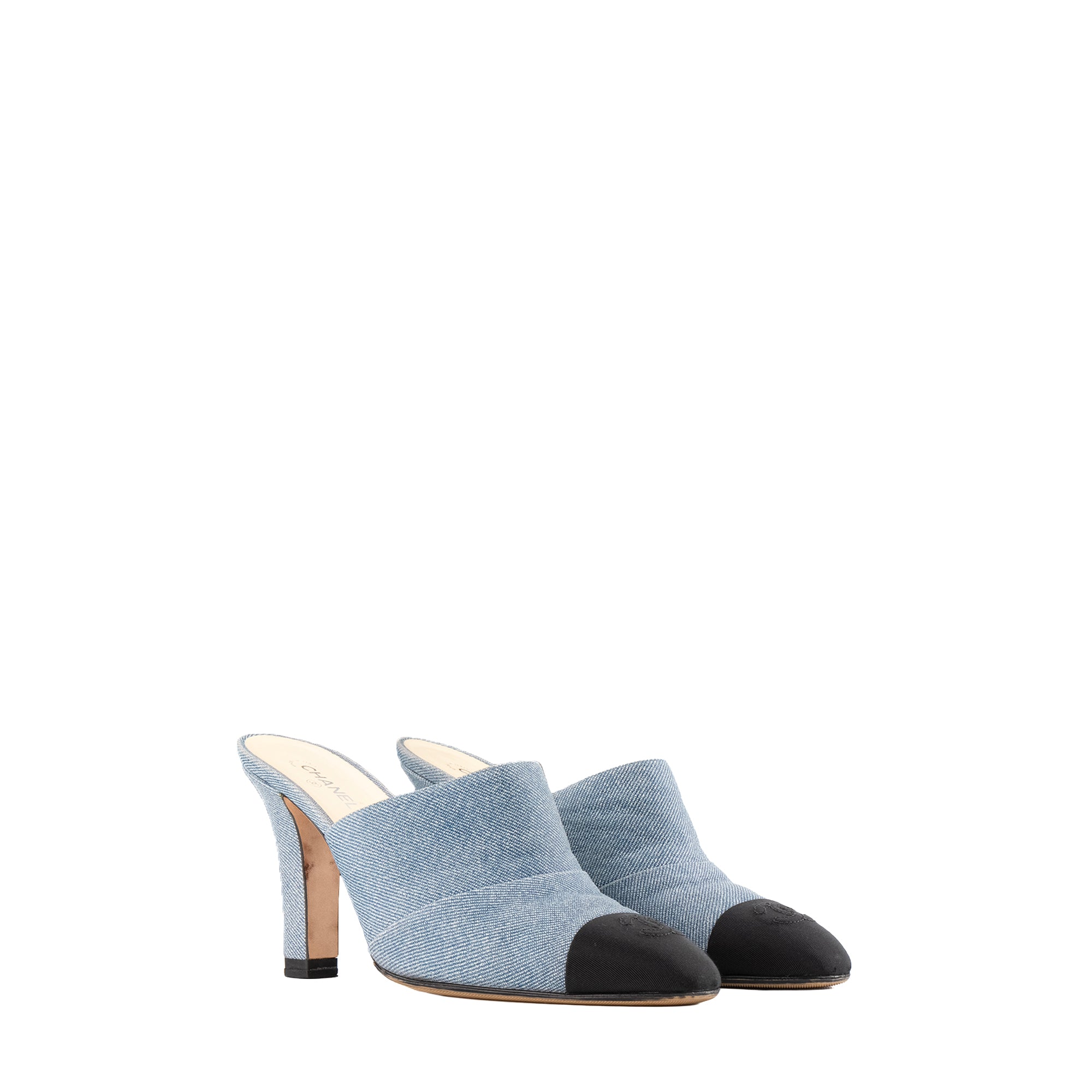 CHANEL - Mules à talons Chanel en denim bleu (T39C)