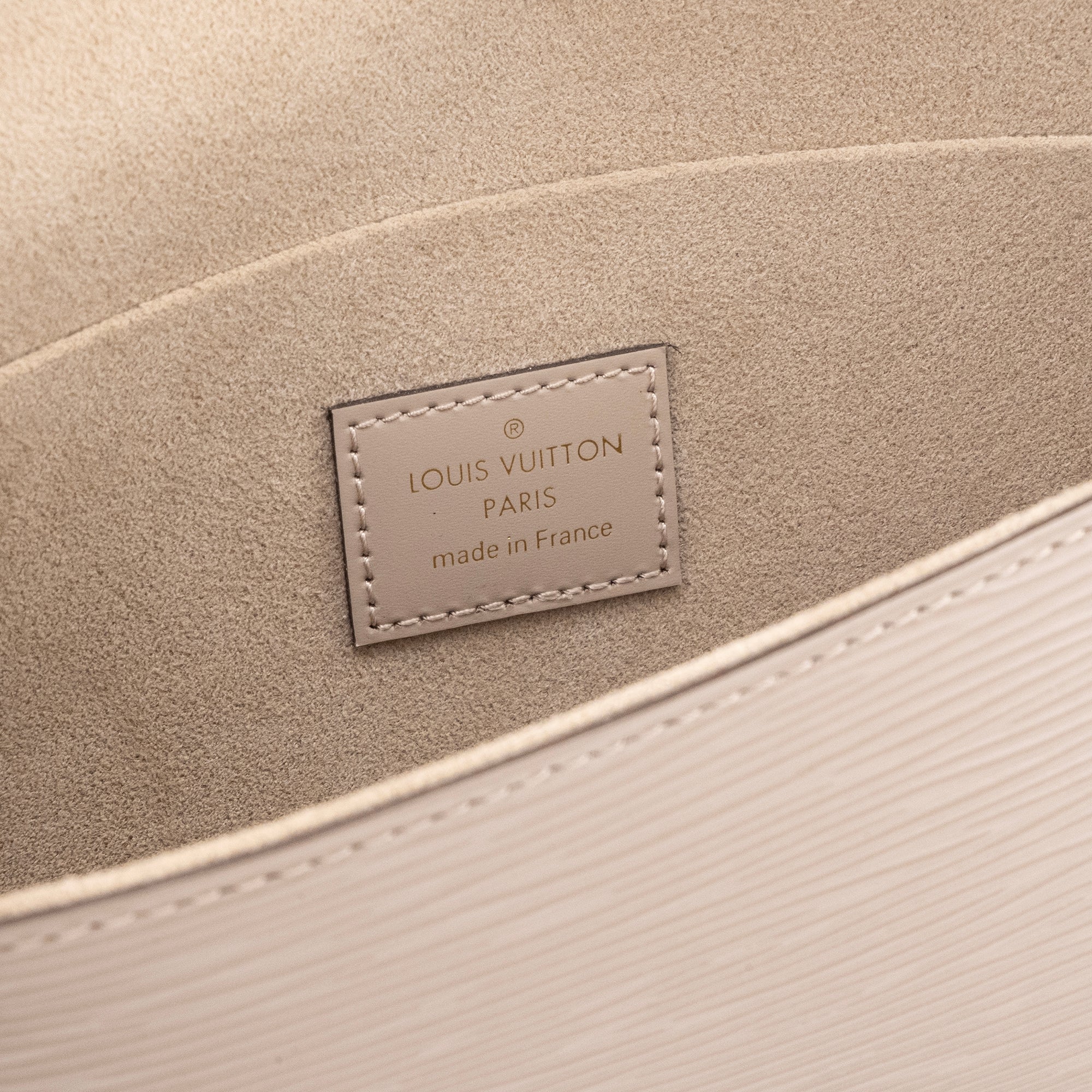 LOUIS VUITTON - Pochette Félicie Louis Vuitton en cuir épi gris