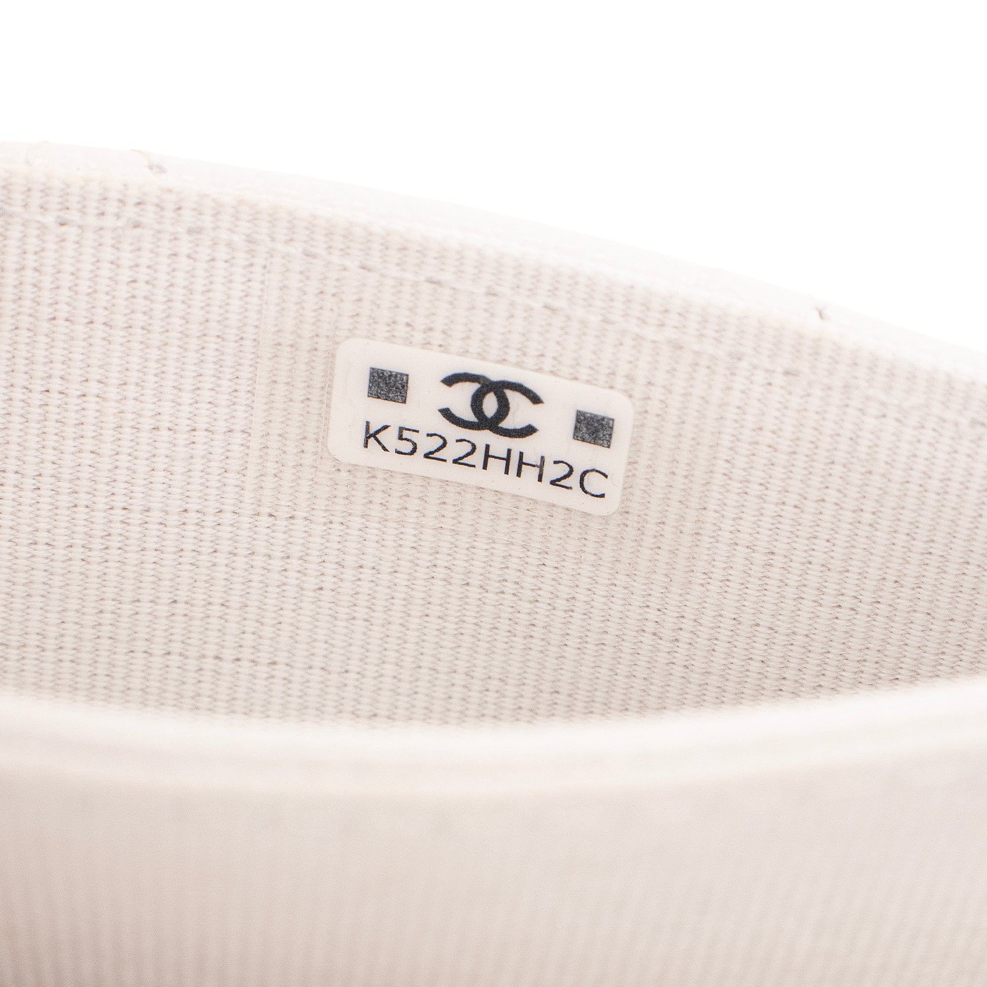 CHANEL - Porte-monnaie Classique/Timeless Chanel en cuir caviar blanc