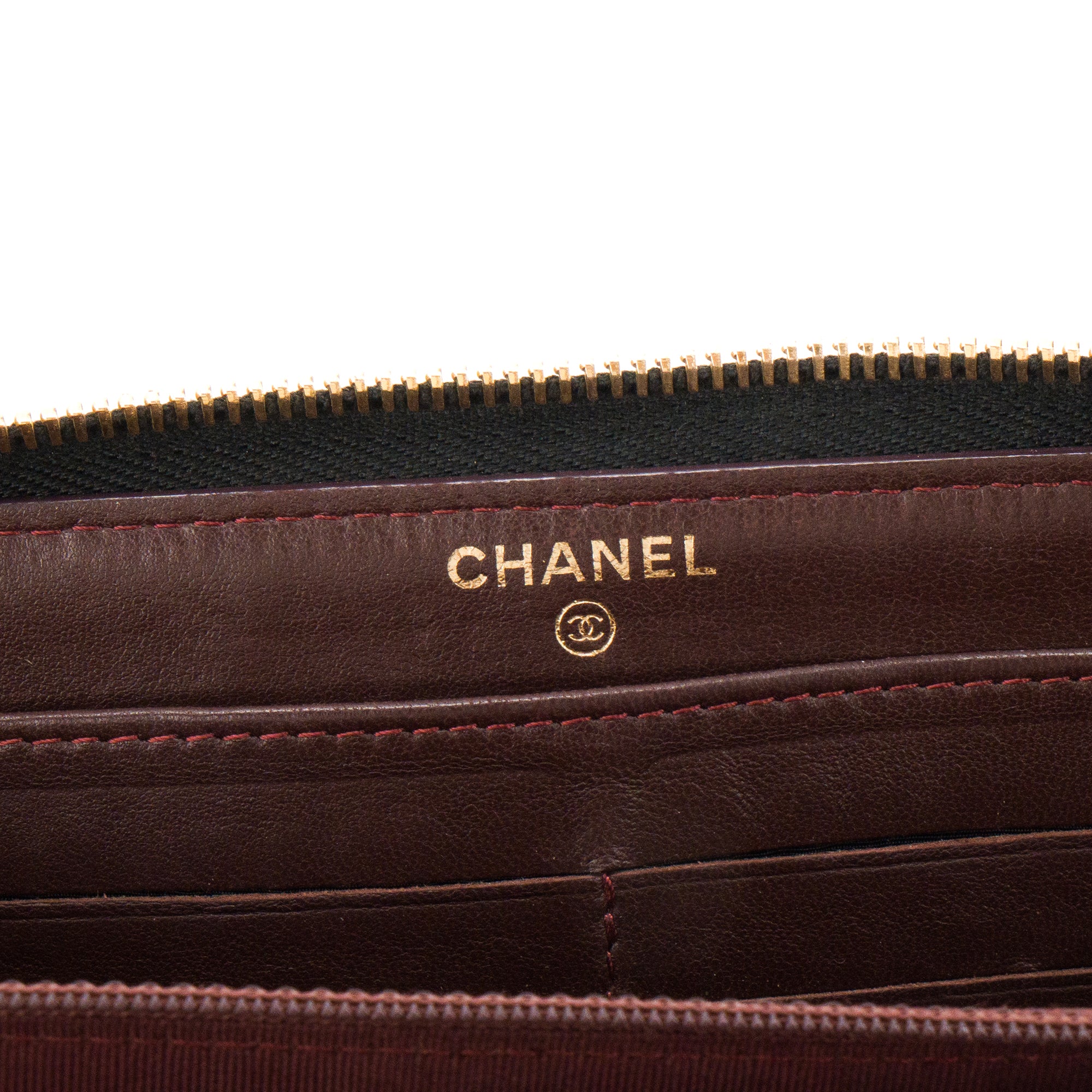 CHANEL - Portefeuille long Classique/Timeless Chanel en cuir lisse noir