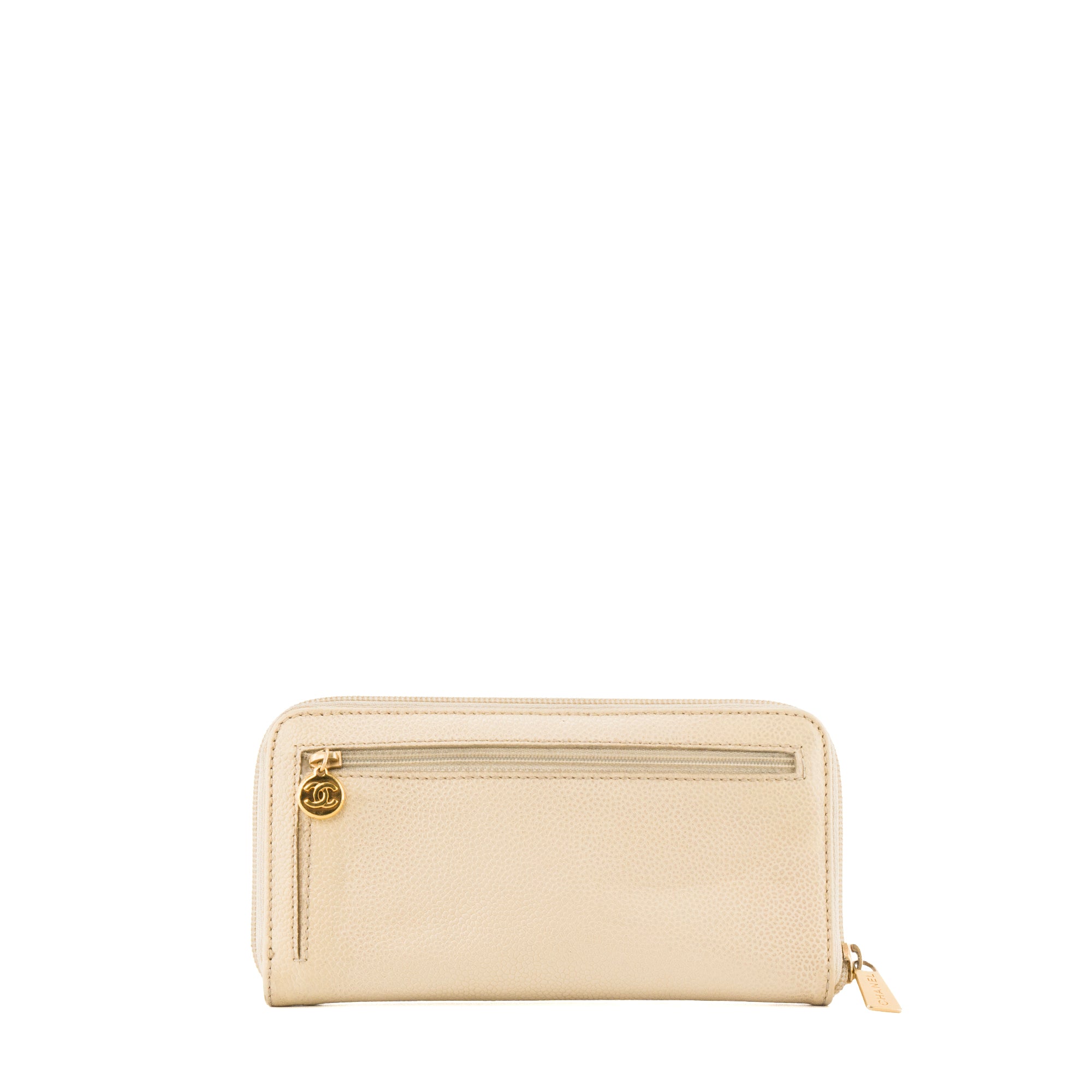 CHANEL - Portefeuille Long Zip Chanel en cuir grainé écru