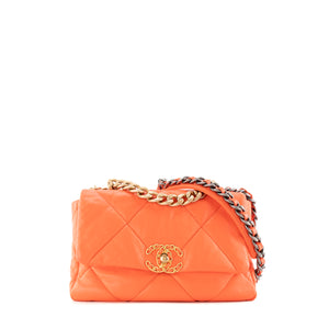 CHANEL - Sac à bandoulière 19 Chanel en cuir orange