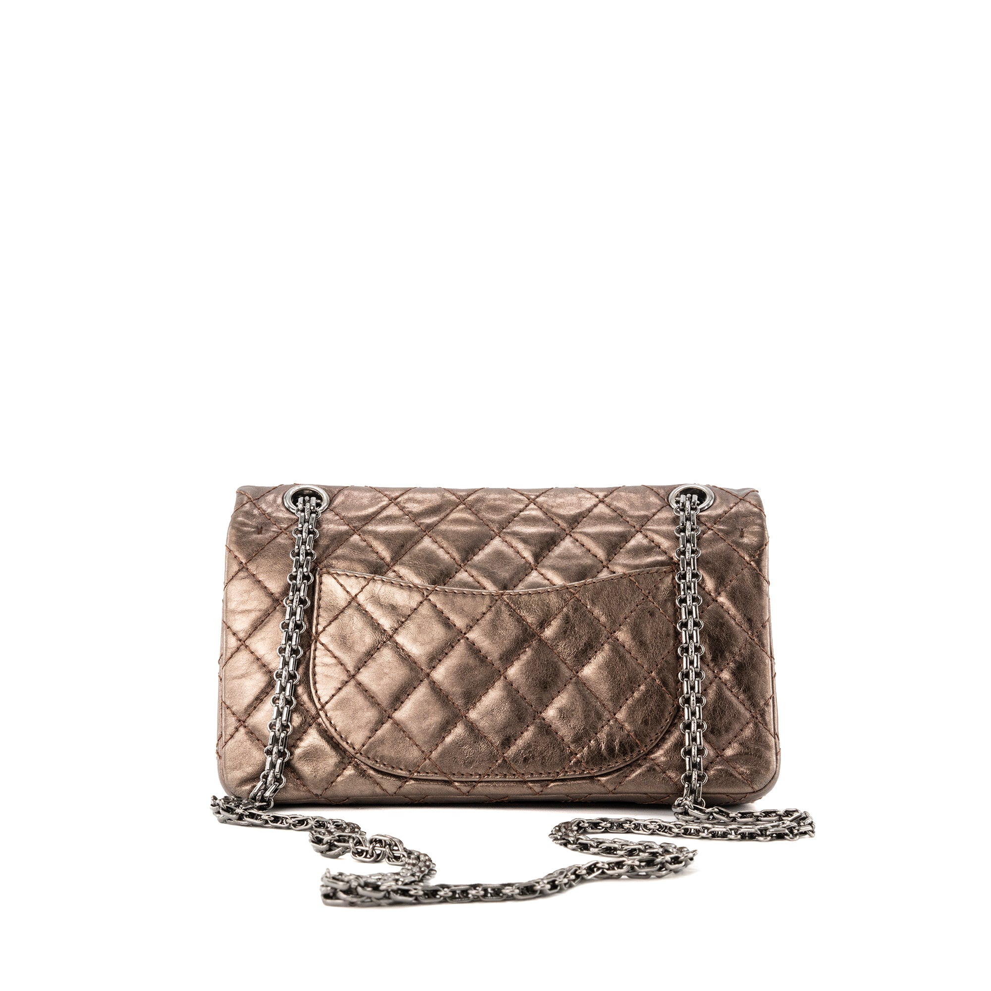 CHANEL - Sac à bandoulière 2.55 Cargo Chanel small en cuir froissé bronze
