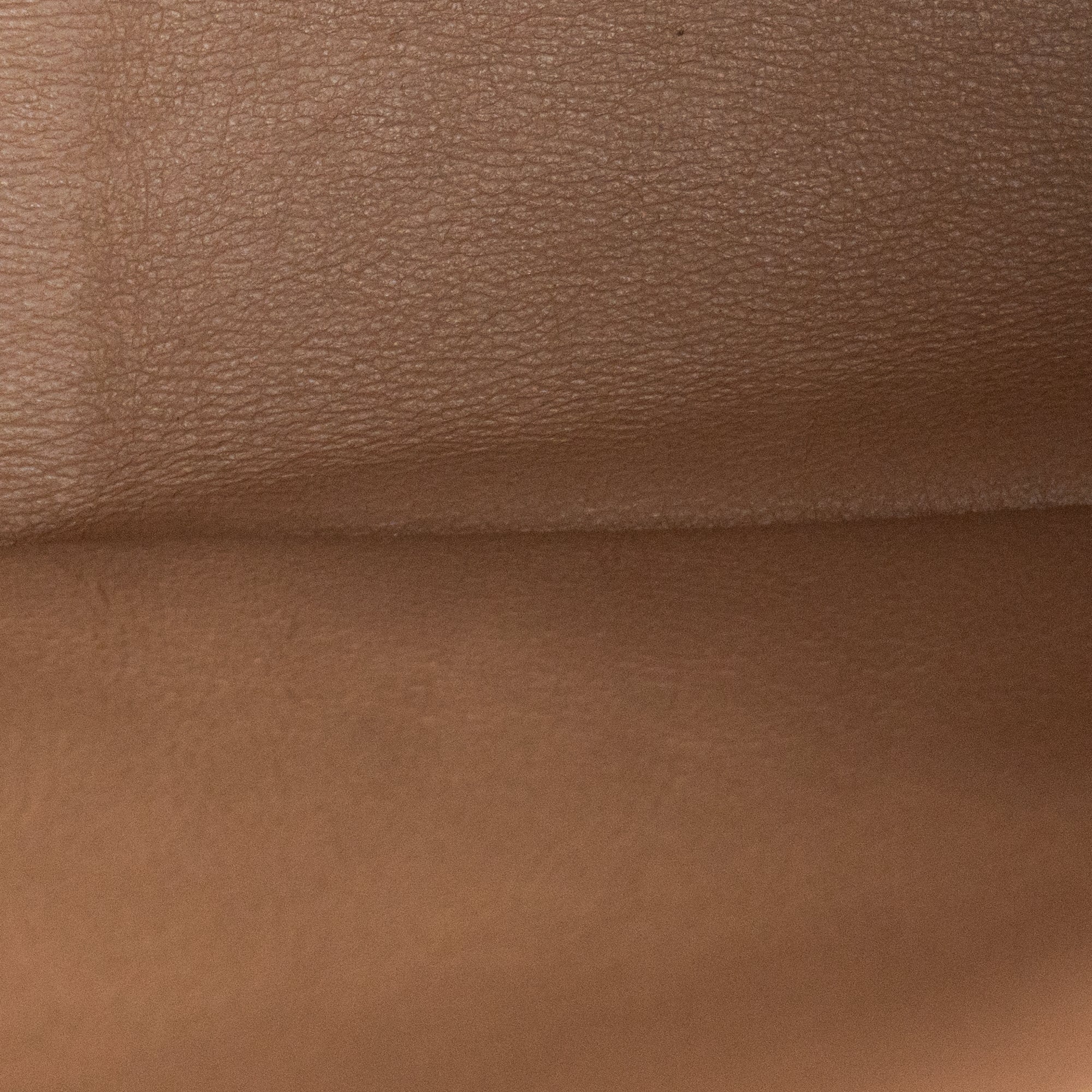 CHANEL - Sac à bandoulière 2.55 Chanel en cuir caviar marron clair