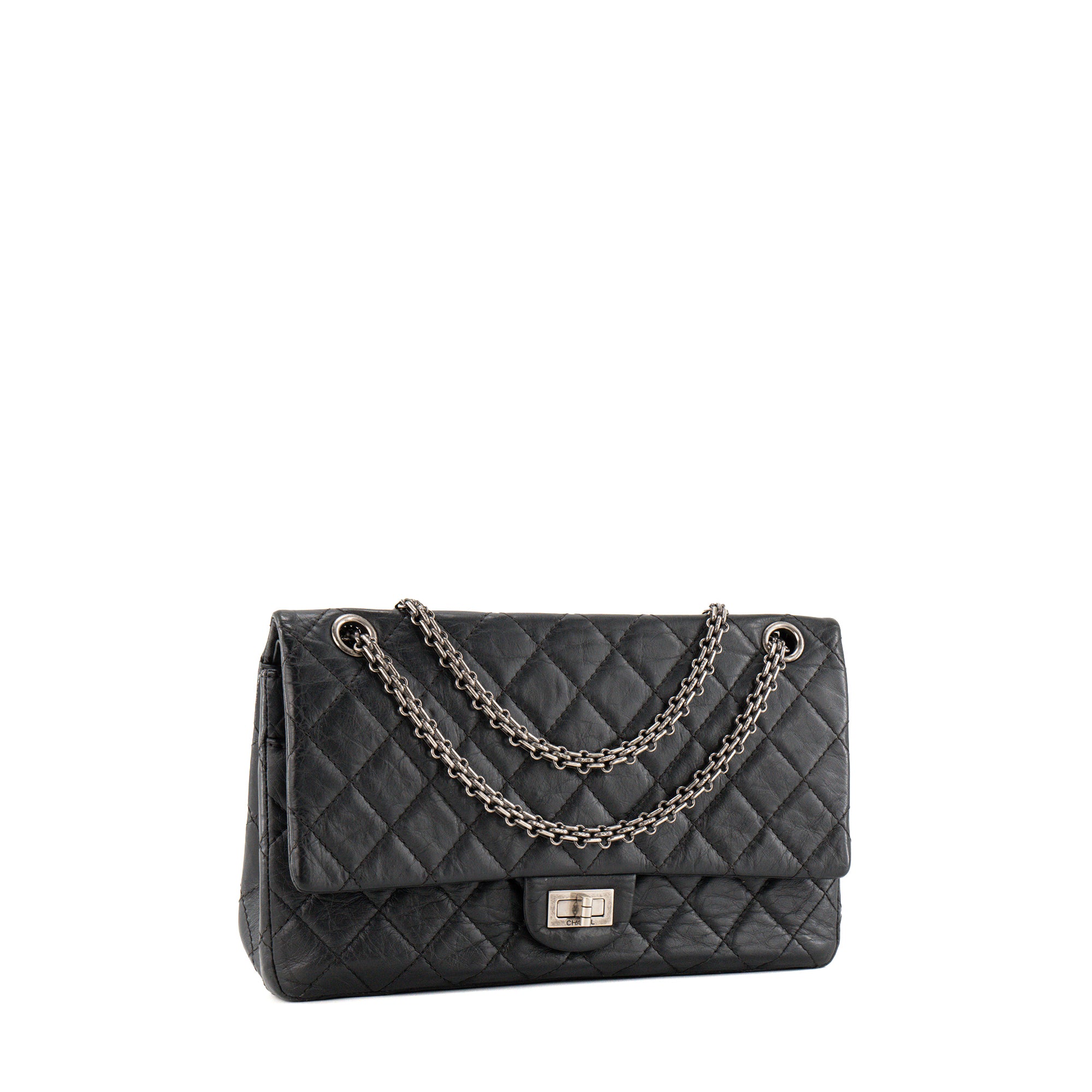 CHANEL - Sac à bandoulière 2.55 Chanel en cuir froissé noir