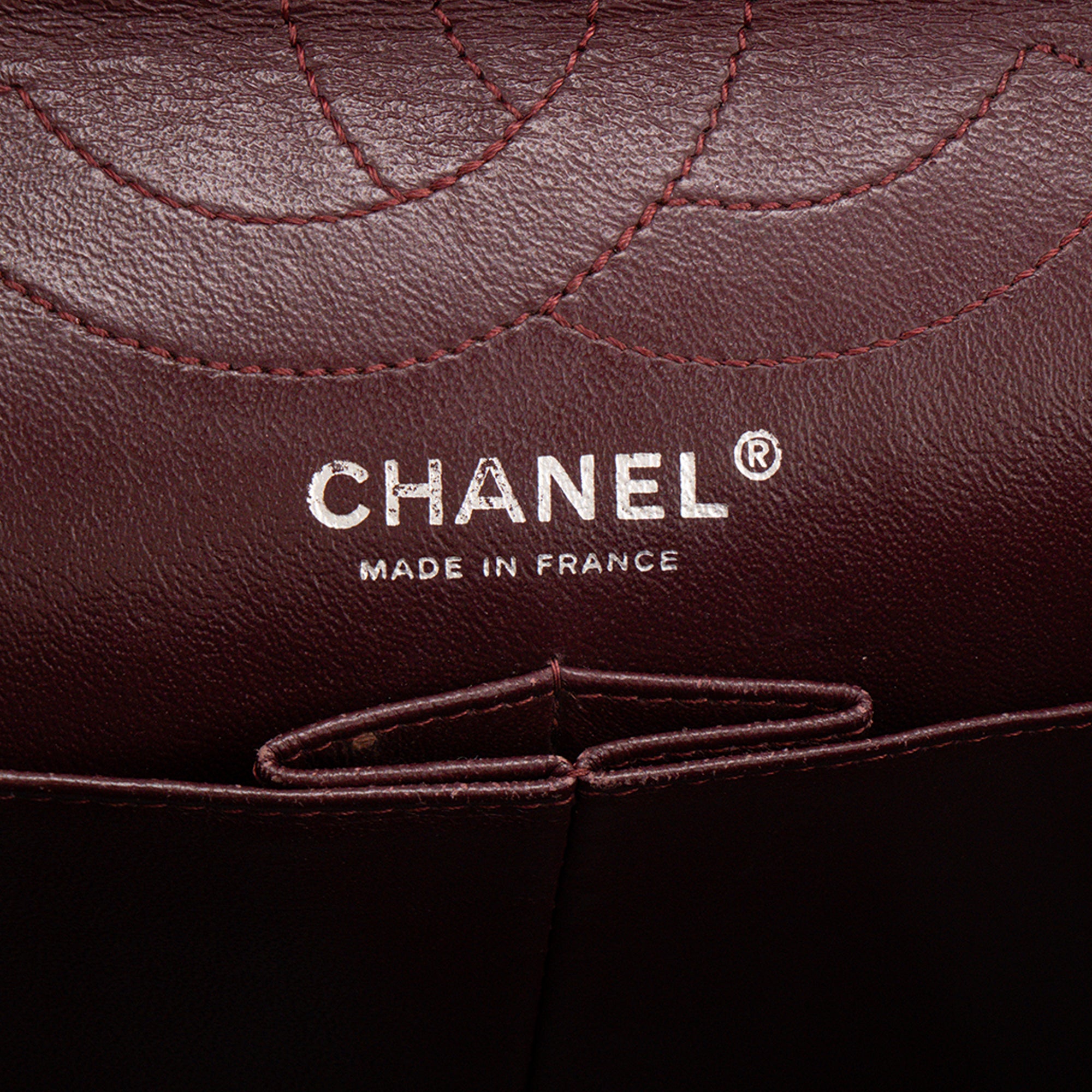 CHANEL - Sac à bandoulière 2.55 Chanel en cuir froissé noir