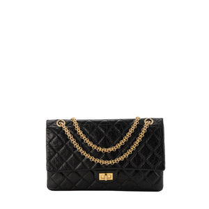 CHANEL - Sac à bandoulière 2.55 Chanel en cuir froissé noir