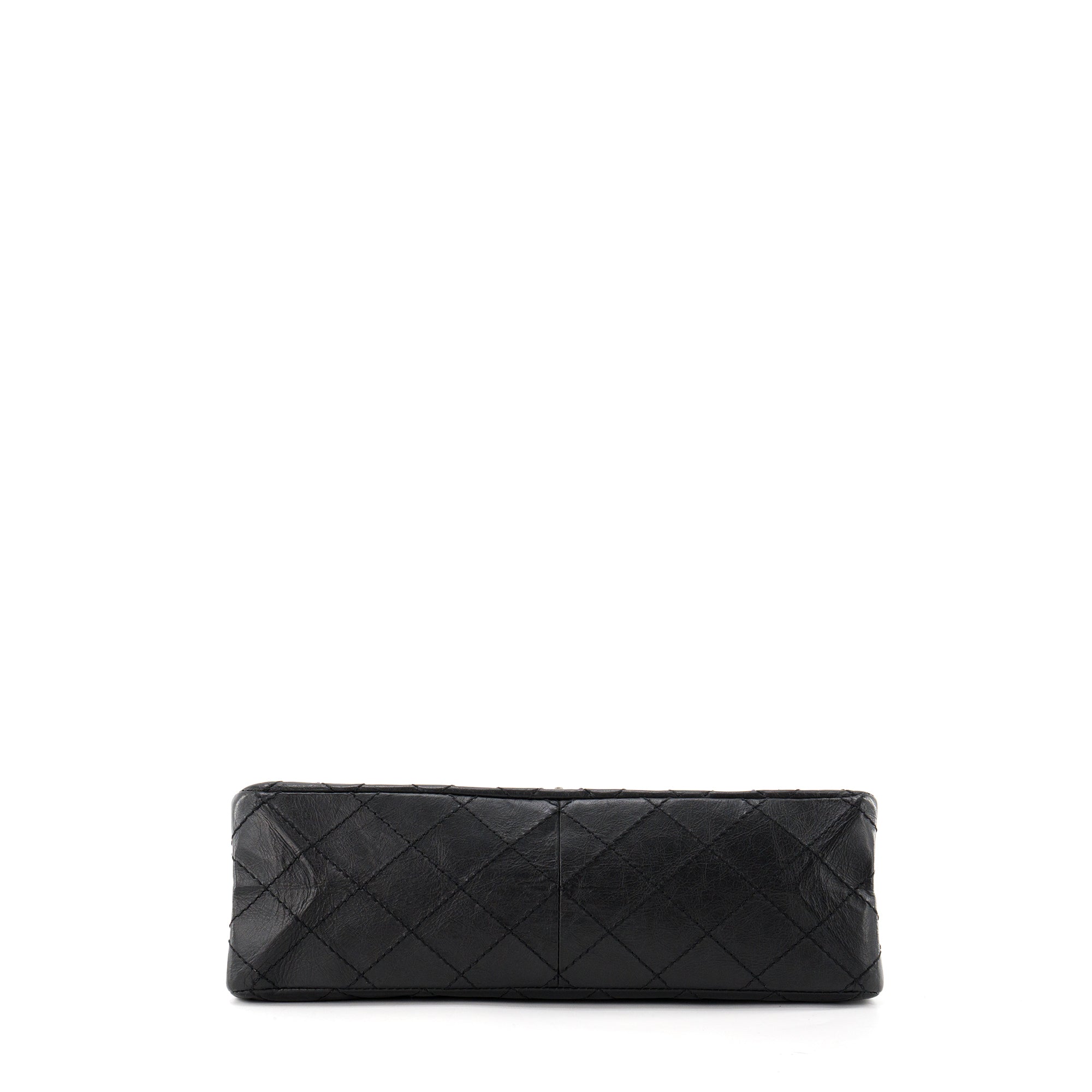 CHANEL - Sac à bandoulière 2.55 Chanel en cuir froissé noir