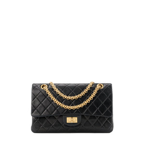 CHANEL - Sac à bandoulière 2.55 Chanel en cuir matelassé noir vintage