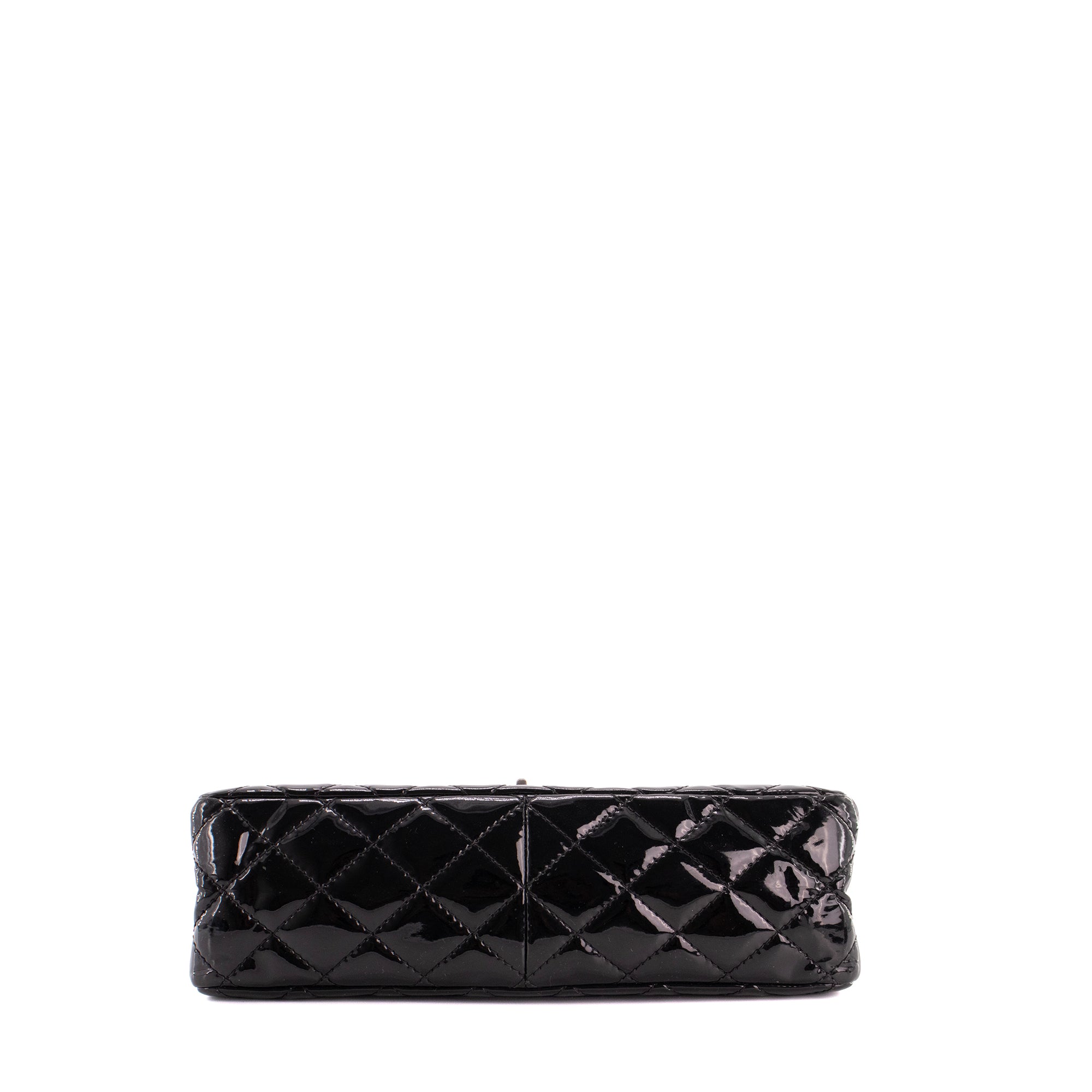 CHANEL - Sac à bandoulière 2.55 Chanel en cuir verni noir