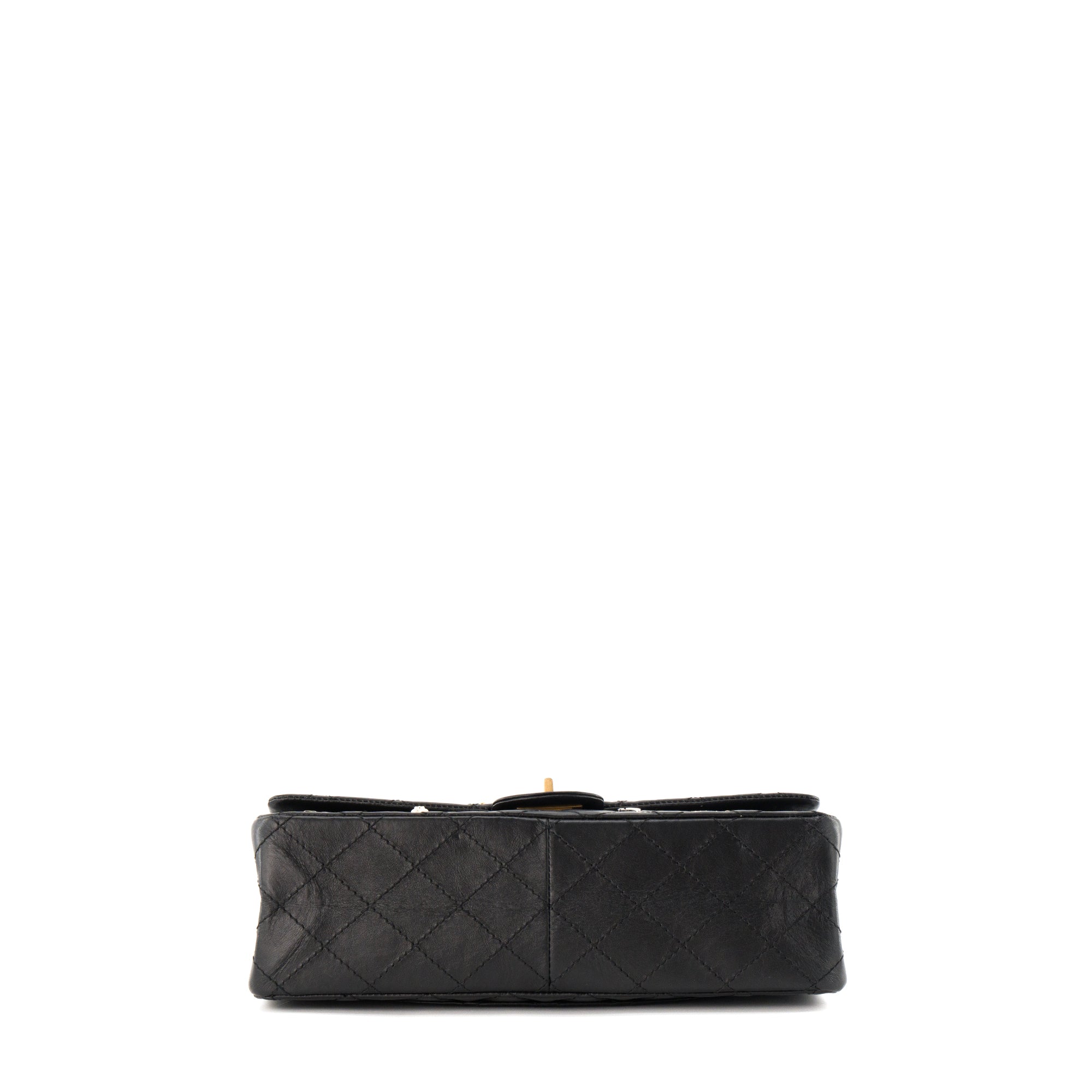 CHANEL - Sac à bandoulière 2.55 Charms Paris Chanel en cuir froissé noir édition limitée