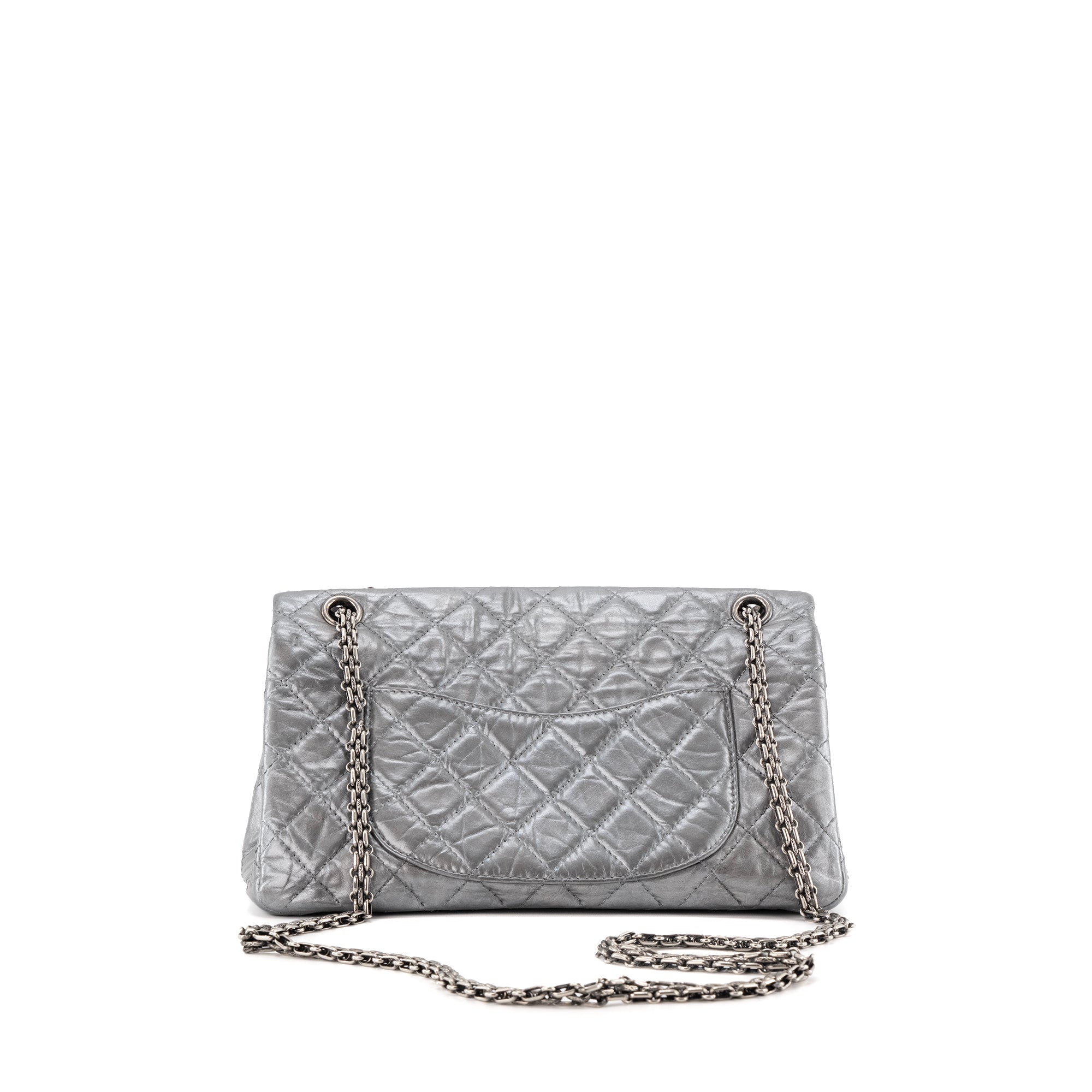 CHANEL - Sac à bandoulière 2.55 Jumbo Chanel en cuir argenté