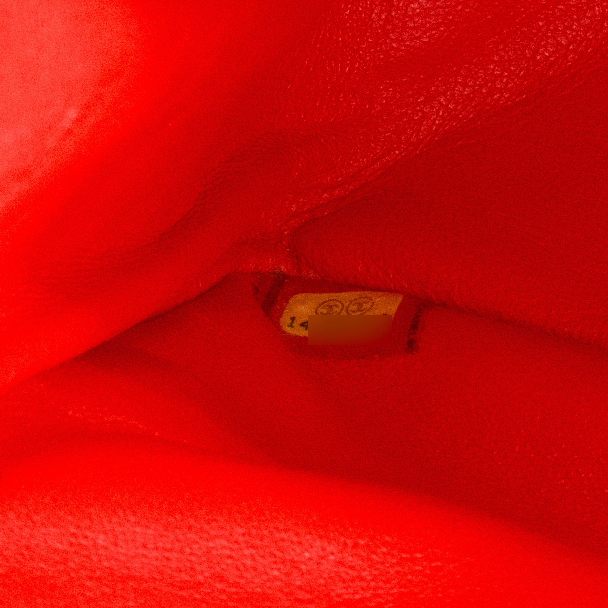 CHANEL - Sac à bandoulière 2.55 Maxi Jumbo Chanel en cuir verni orange