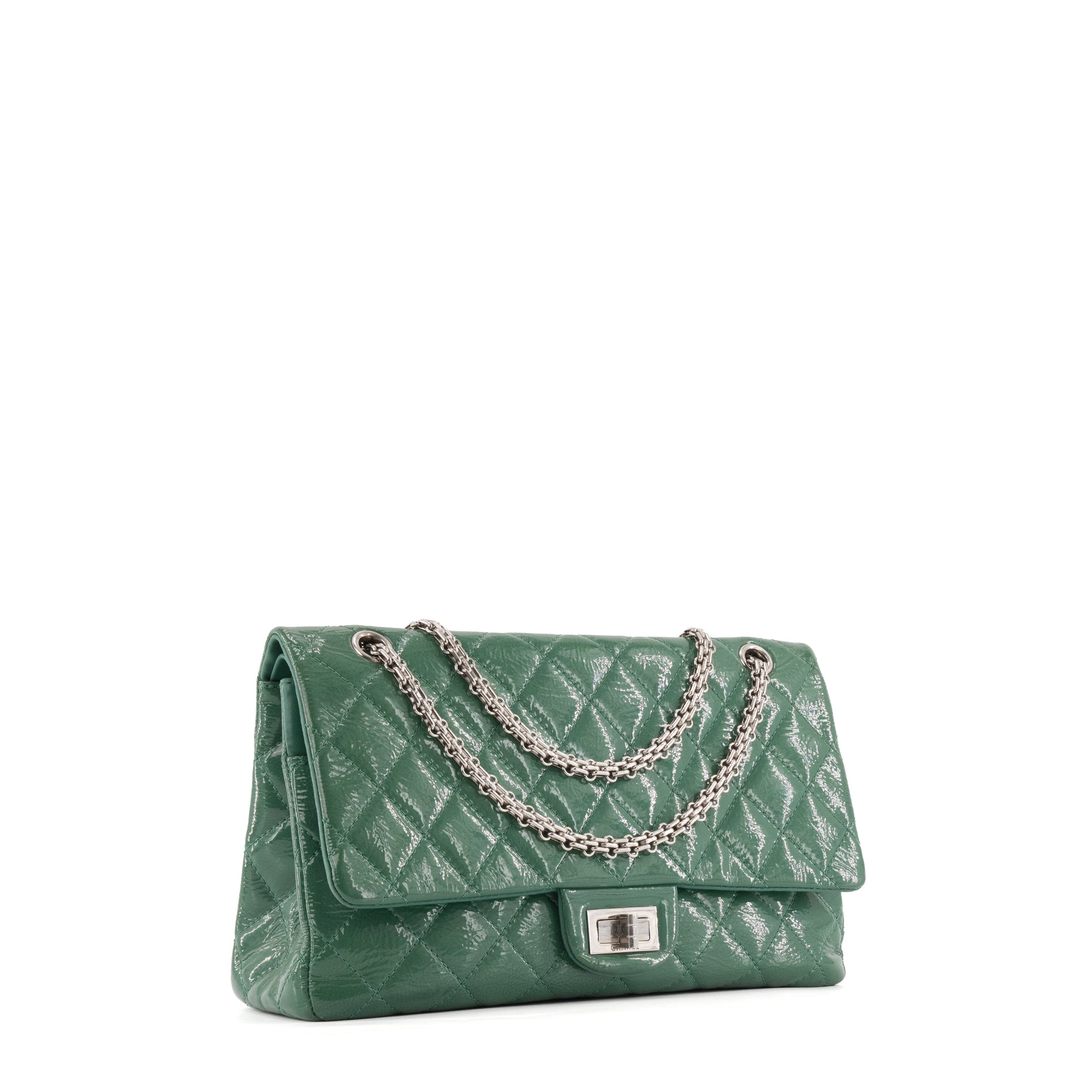 CHANEL - Sac à bandoulière 2.55 Large Chanel en cuir verni vert