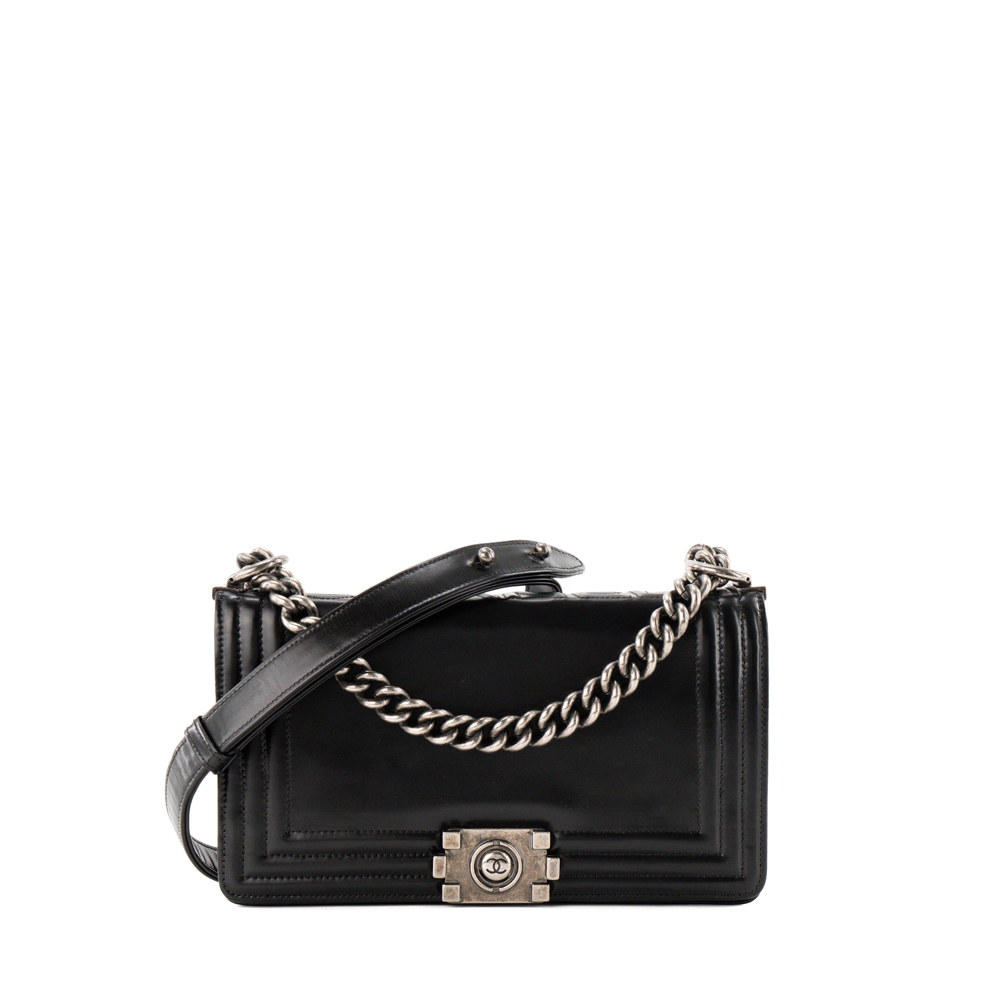 CHANEL - Sac à bandoulière Boy mini Chanel en cuir lisse noir