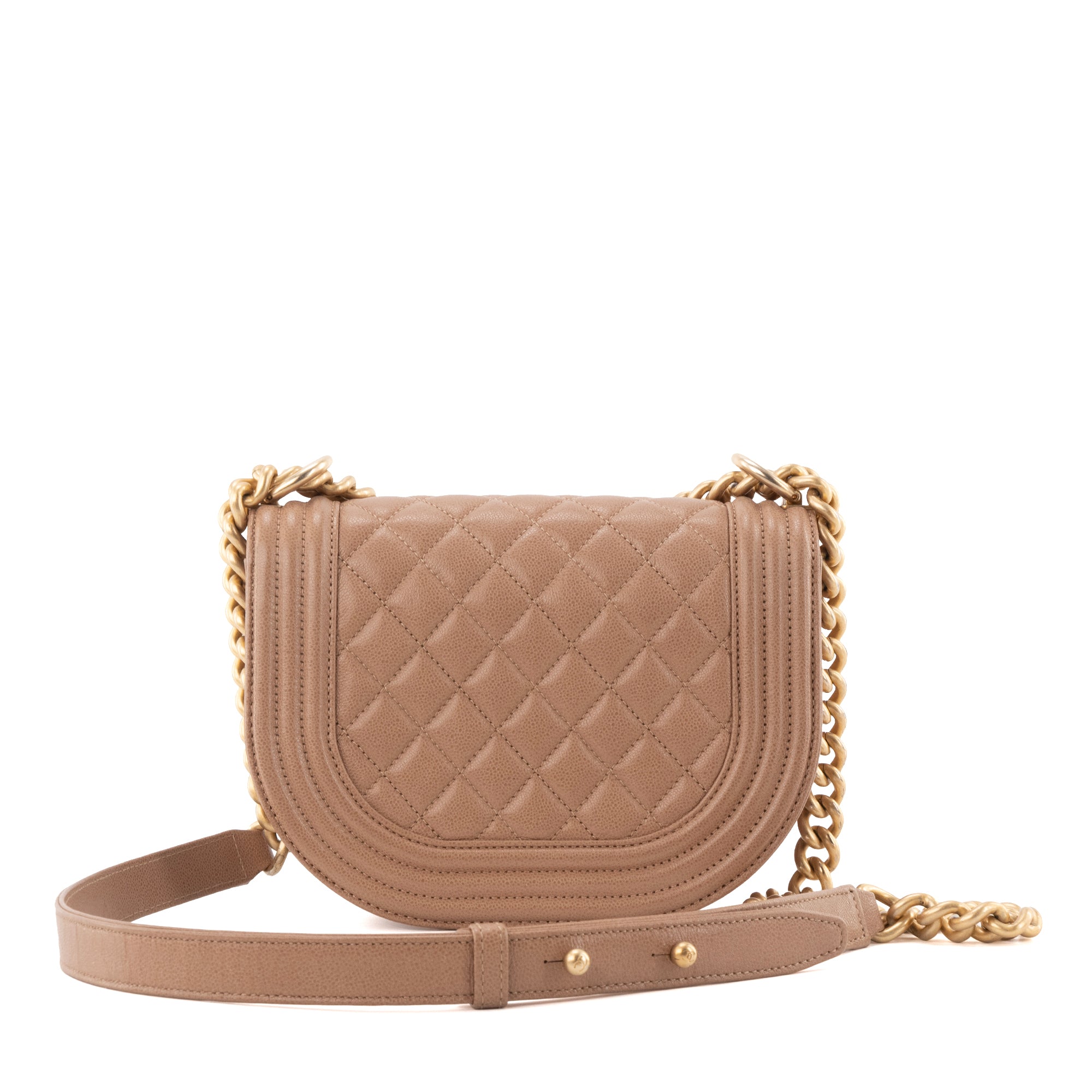 CHANEL - Sac à bandoulière Boy Curve Chanel en cuir caviar marron