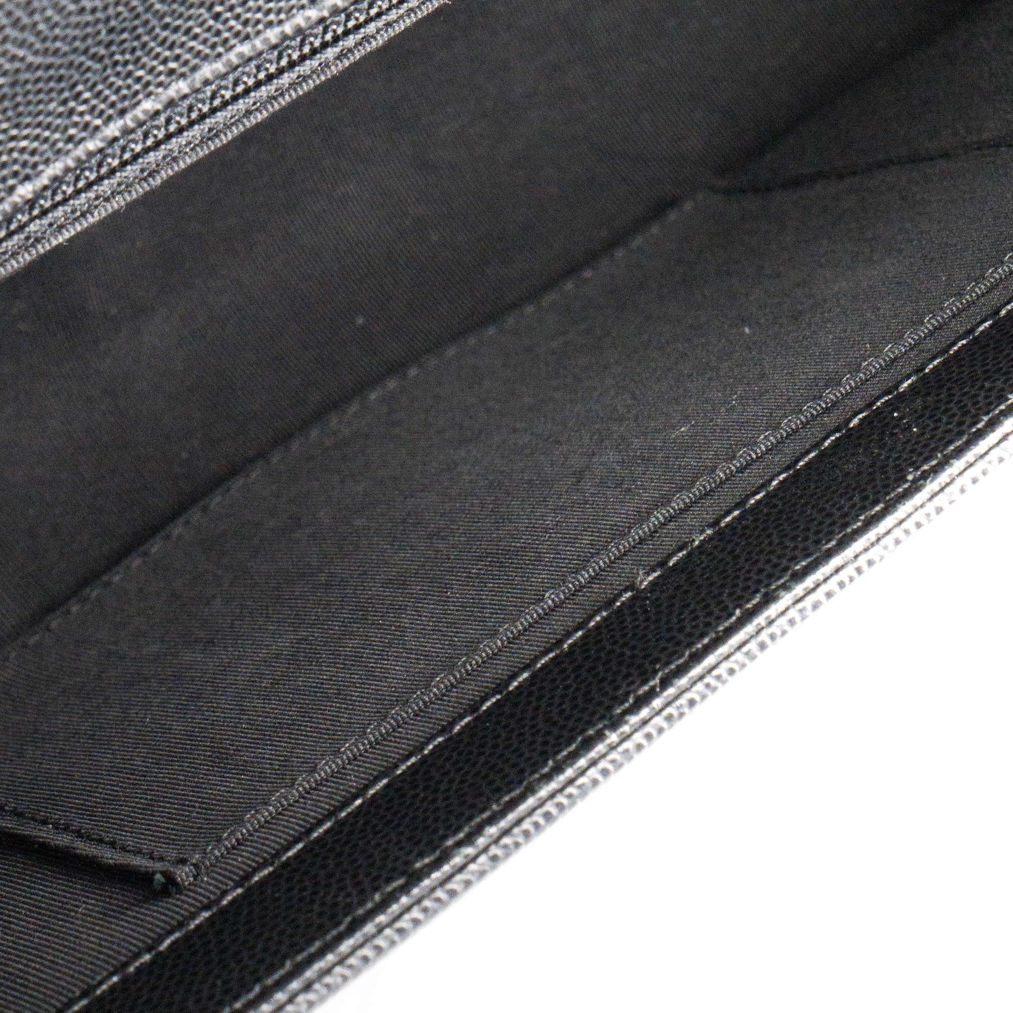 CHANEL - Sac à bandoulière Boy Large Chanel en cuir caviar noir