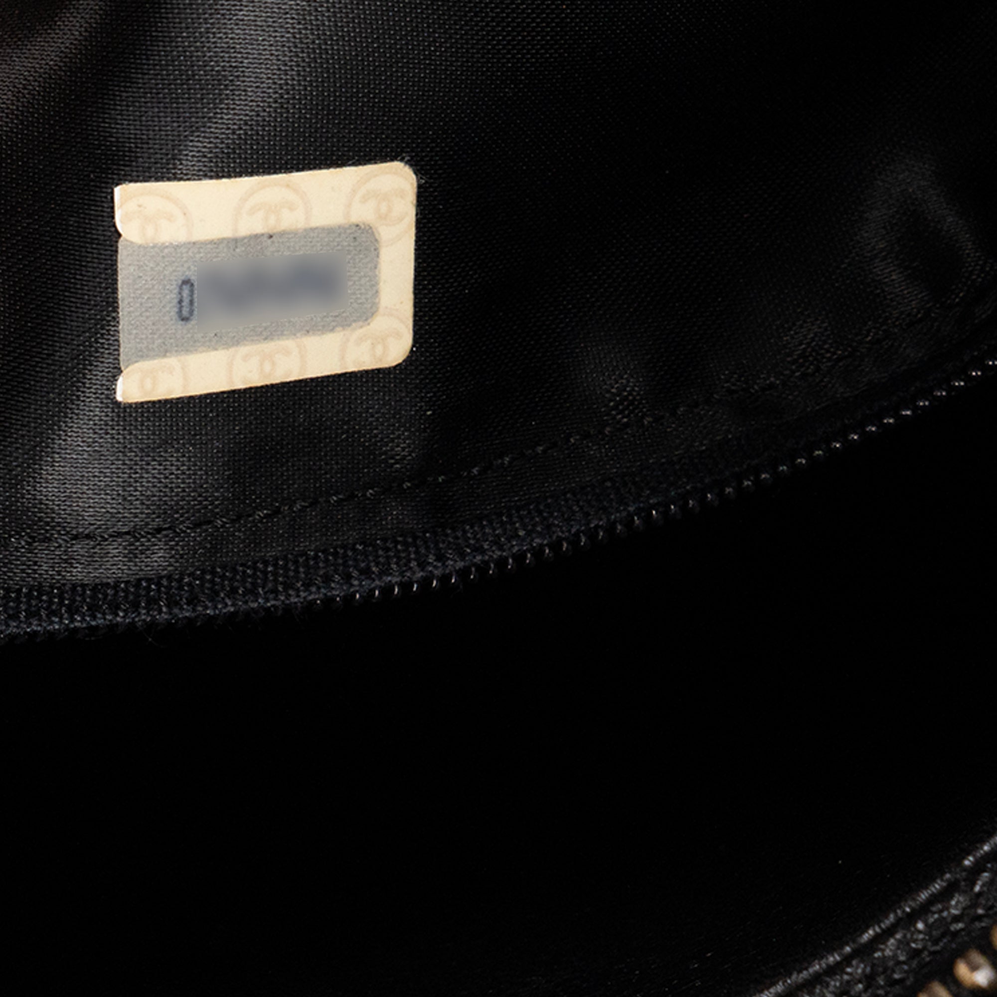 CHANEL - Sac à bandoulière Caméra Chanel en cuir lisse noir vintage